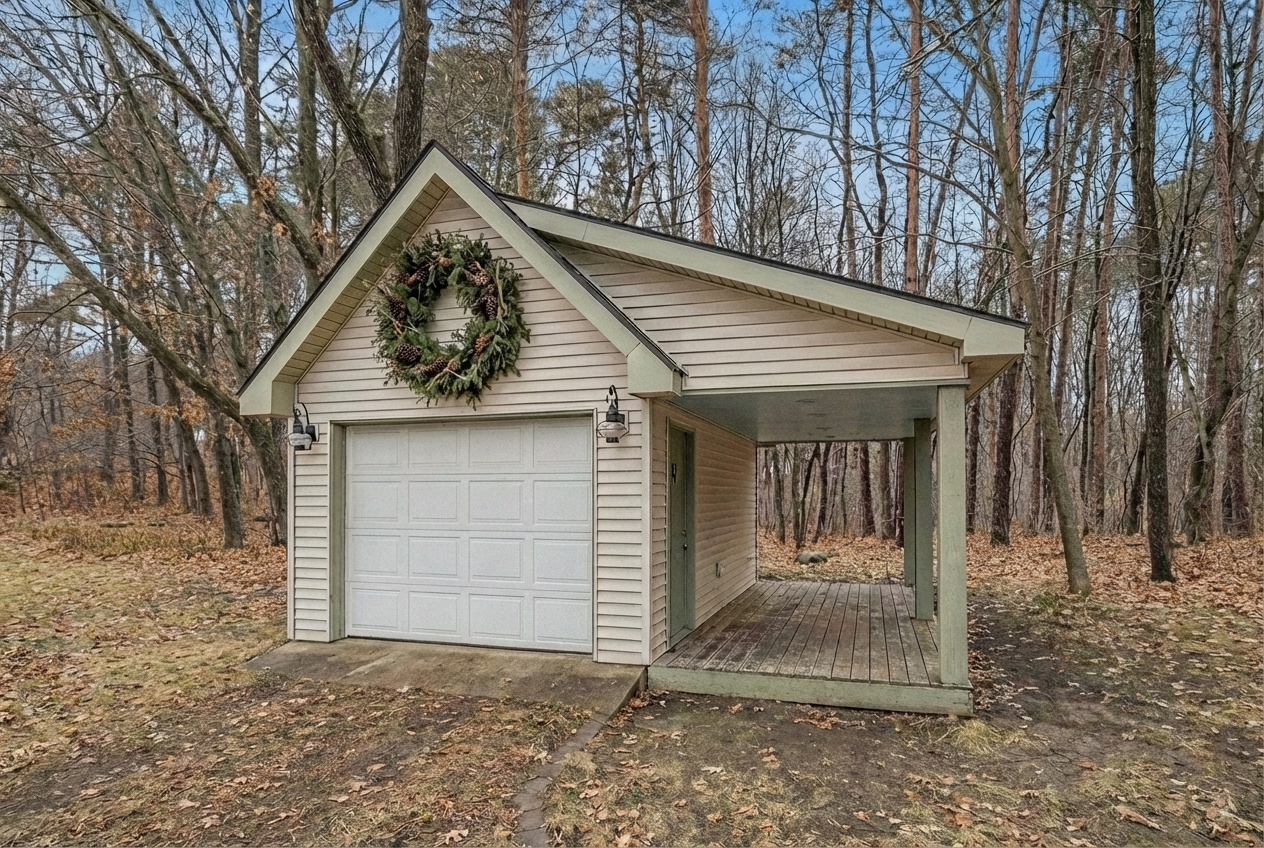 036-8220-glenwynd-dr-kalamazoo-mi-49009 vs ns.jpg