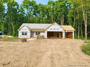 What Does a One-Acre Homesite Add at 2029 Dakota Trail?