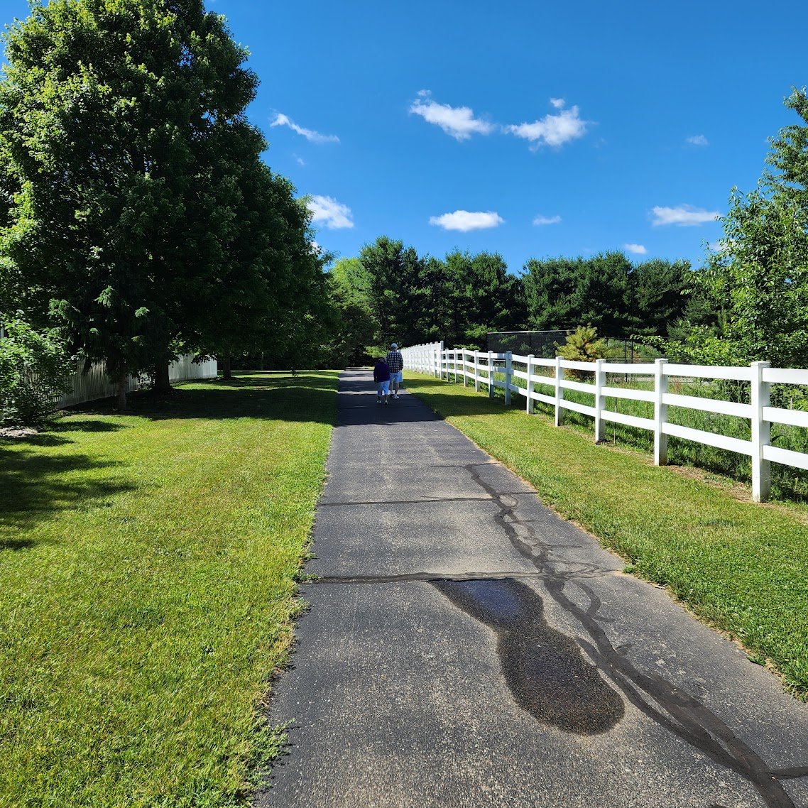 Picture of the well used walking paths all around Applegate.