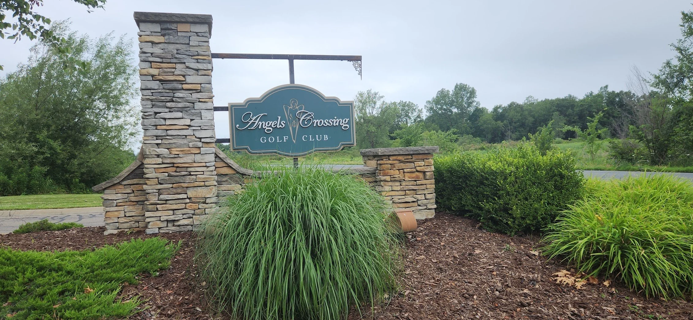 Sign of the Angel's Crossing Golf Club