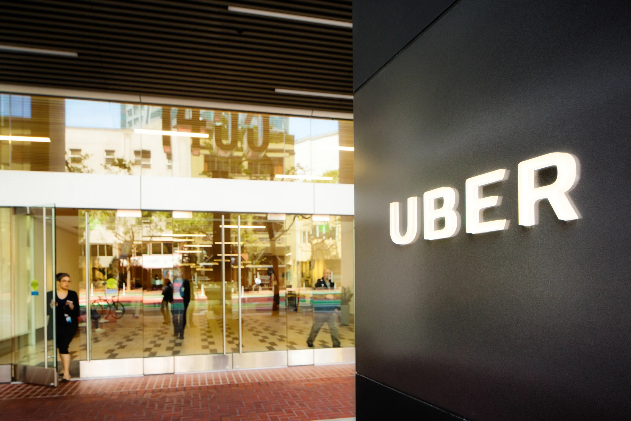 Jalopnik: Uber And Lyft Take A Lot More From Drivers Than They Say