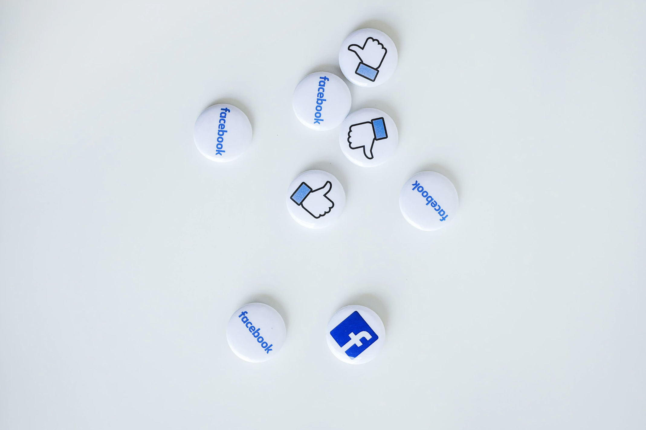 GQ - Australia Will Now Force Google &amp; Facebook To Pay For News. But How?