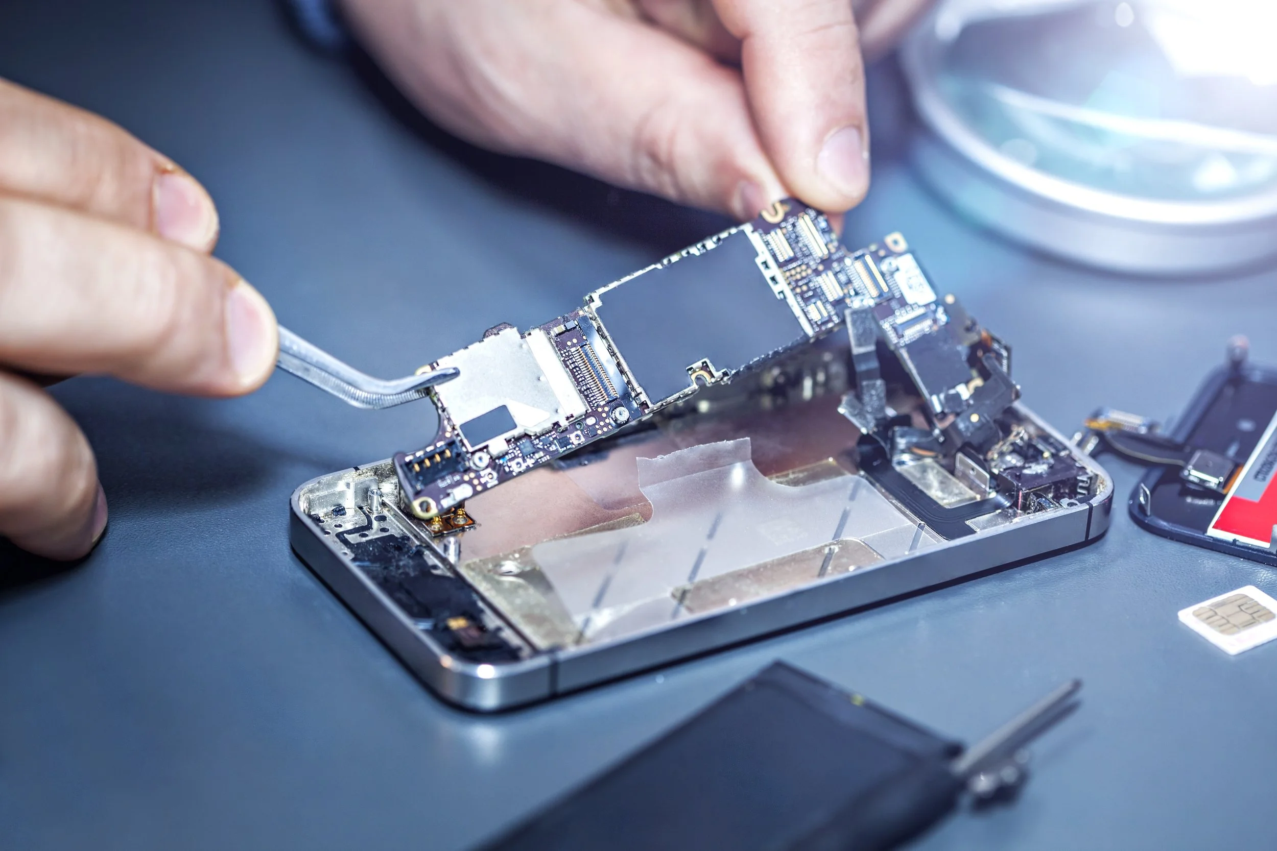 The Corner Newsletter:  Apple’s Chip Breakthrough and Our Groundbreaking Ocean Shipping Report ( June 06th, 2025)  