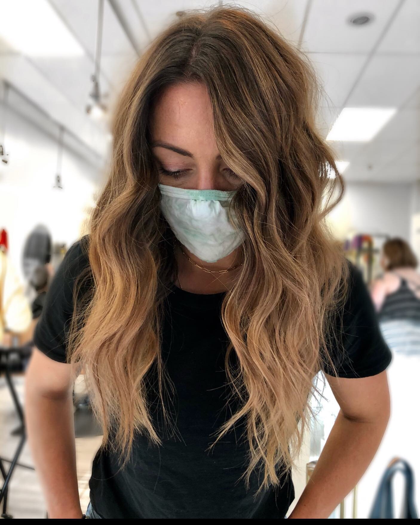 Notice more shed than usual?!

Don&rsquo;t panic! On average people loose 100 hairs a day! 100! And if you don&rsquo;t wash everyday or brush thoroughly enough daily you may have a lot coming out when you do. 

👆🏼Here are a couple reasons why:

1. 