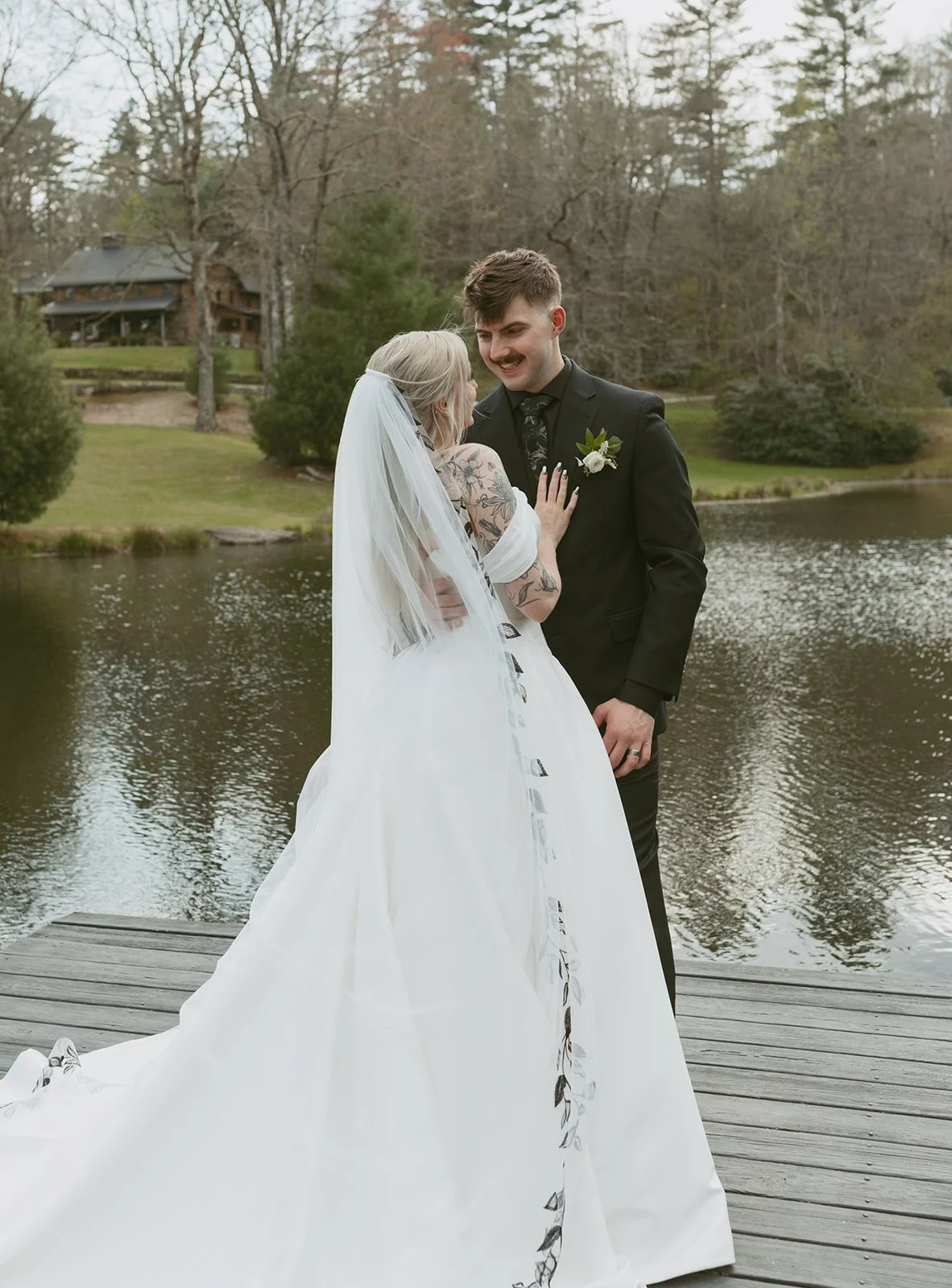 HighlandsNC-WeddingDay-FlatMountainFarm-CouplesPhotos-044.jpg