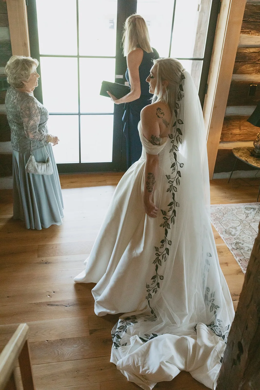 HighlandsNC-WeddingDay-FlatMountainFarm-GettingReady-76.jpg