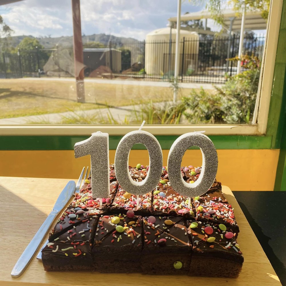 100 days of Kindy cake Ms Ellis.jpg