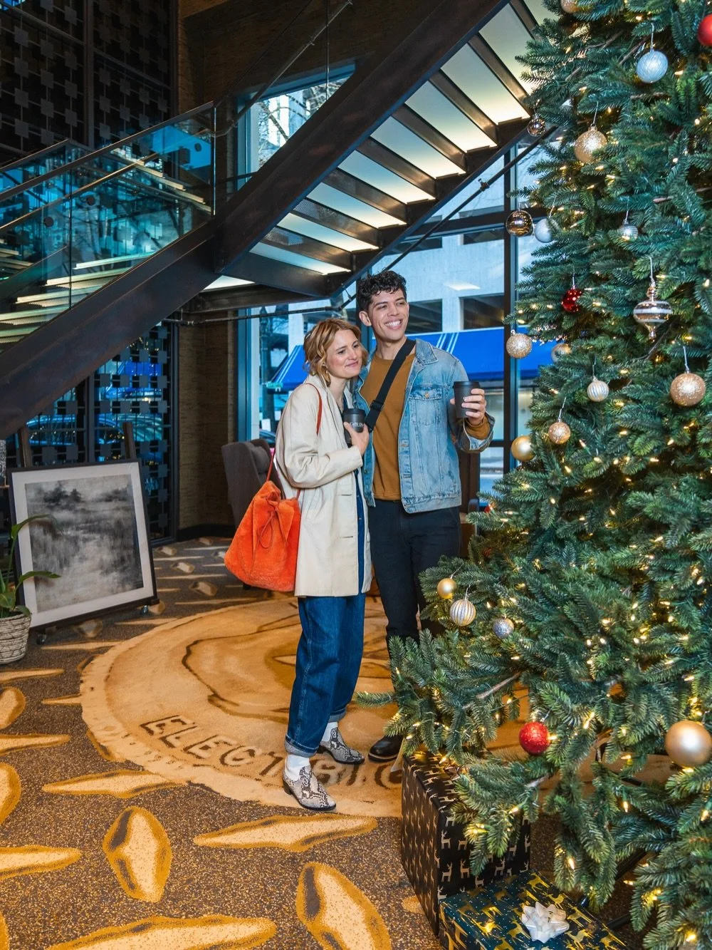 Merry and Jolly this holiday season. Thankful for our wonderful clients and their holiday spirit! 🎄

Featured: @theporterhotelpdx @hilton @curiocollection