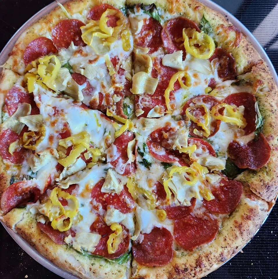 🎄Happy December!🎄

Now seems like a good day to tell you that The Grinch pizza will be available every day we're open on December! This pizza became a fan favorite a couple Decembers ago and we figure, who not just offer this pizza all month?

💚 T
