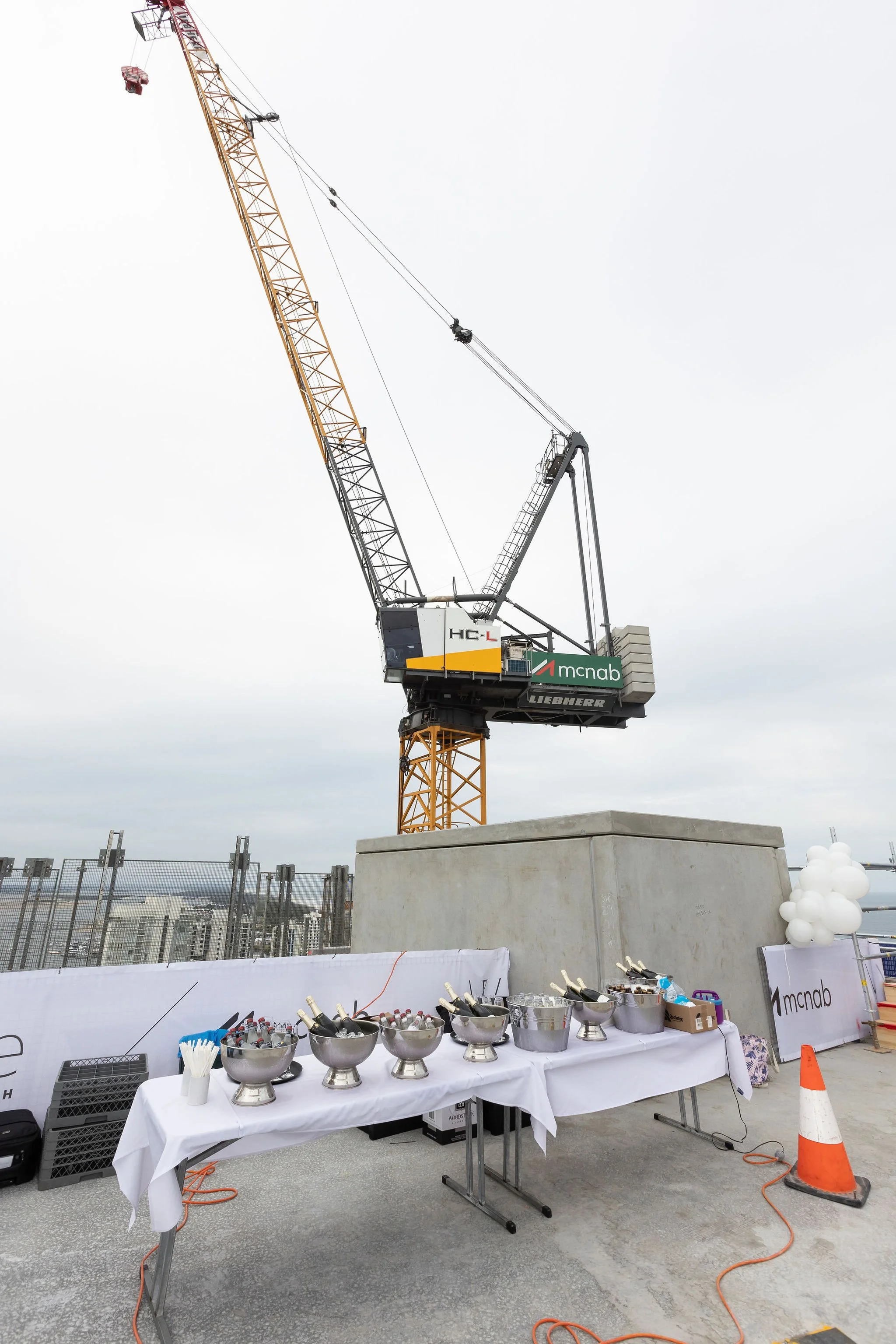 EVENT Topping Out White Main Beach 2023 (1).jpg