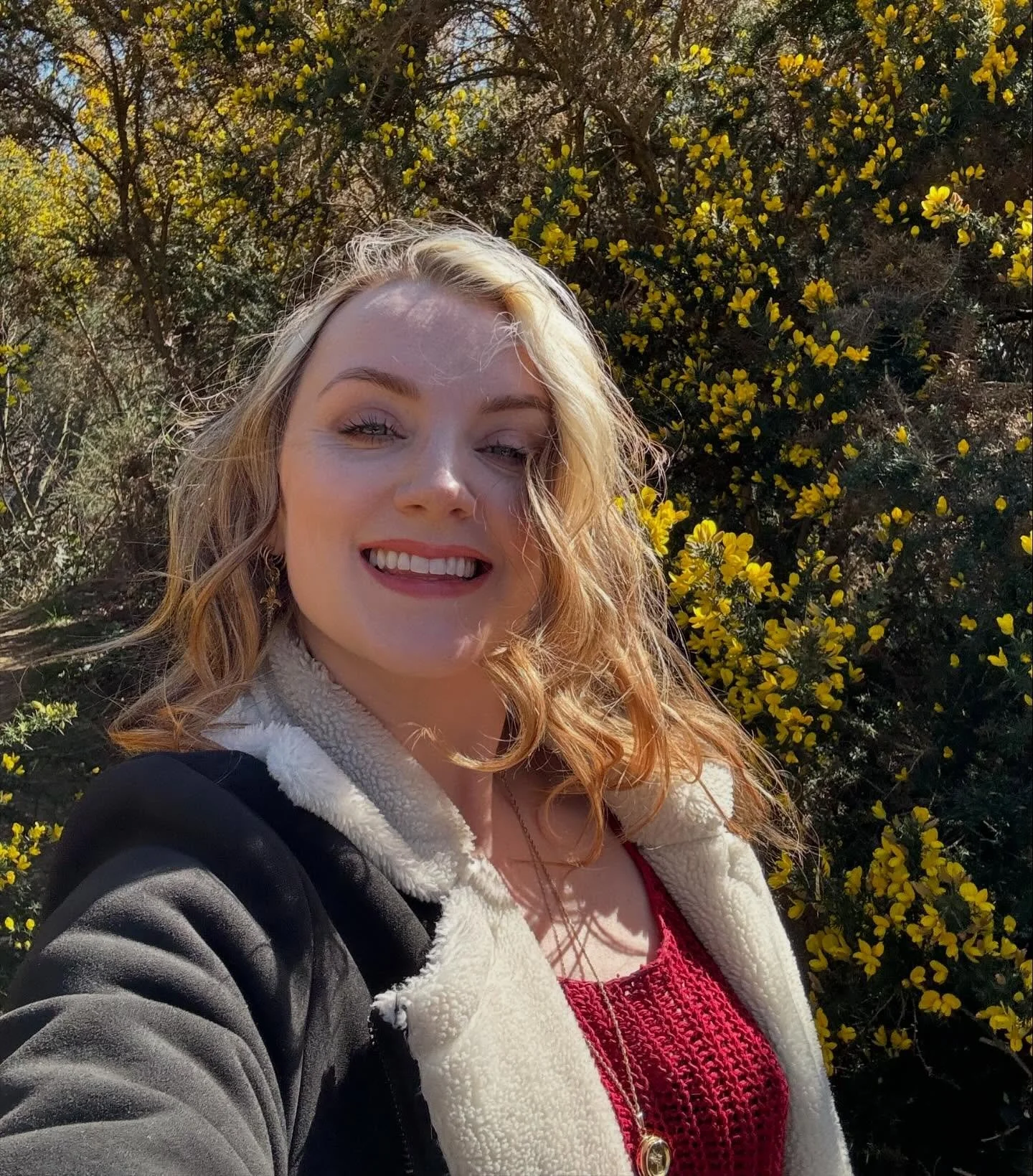 Hi my friends! She&rsquo;s blonde and she&rsquo;s back in action!! Well, kind of&hellip; 
I&rsquo;ve just launched a Substack called &lsquo;Penfriendship&rsquo; as a way to connect with my followers again. The name is an ode to my love of writing let