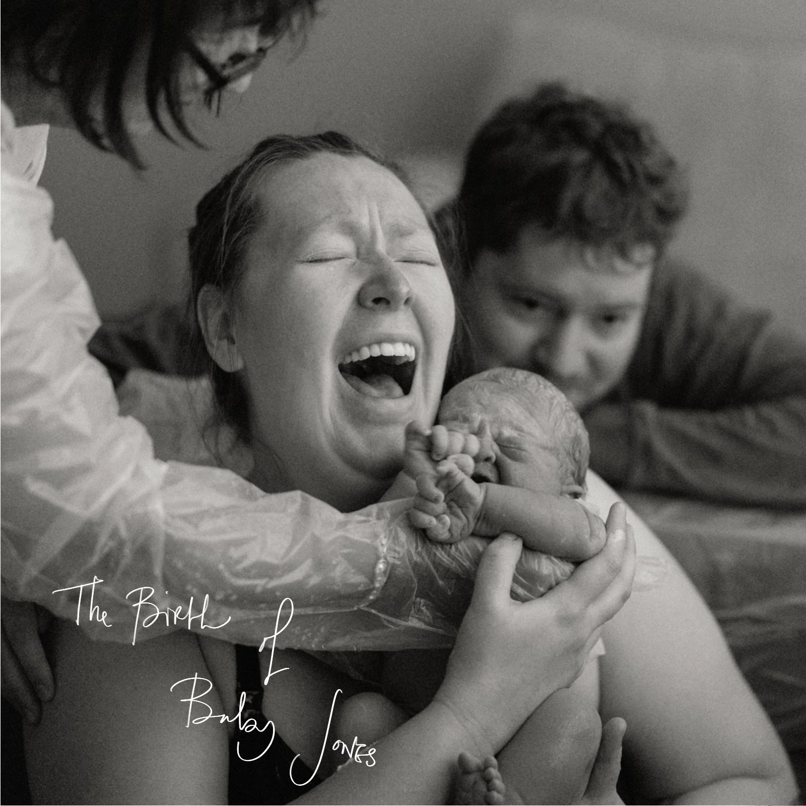 The Birth of Baby Jones

After two false alarms, and about 10 days past baby&rsquo;s due date, I woke up to The call at 2am. &ldquo;It&rsquo;s time!&rdquo; the tired, but more-than-ready mama said on the phone. I was so excited for this moment, I was