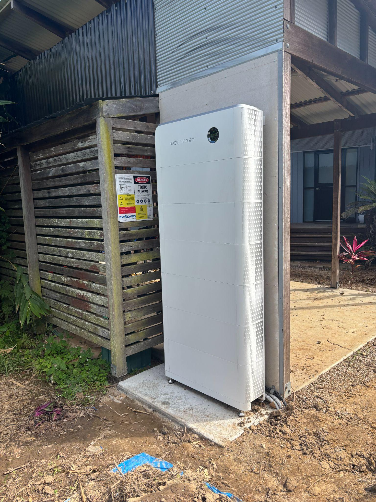 evolved-solar-currumbin-waters-1.jpg.png