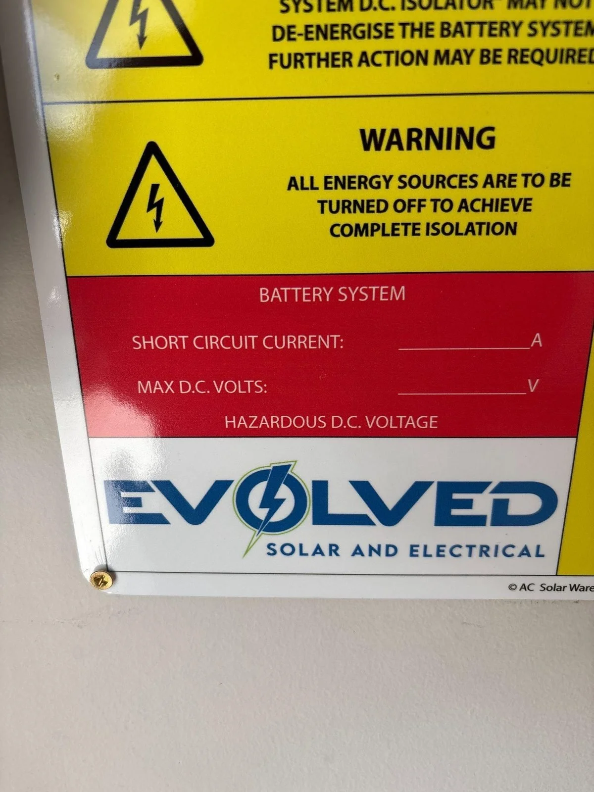 evolved-solar-loganholme-battery-safety-signage.jpg