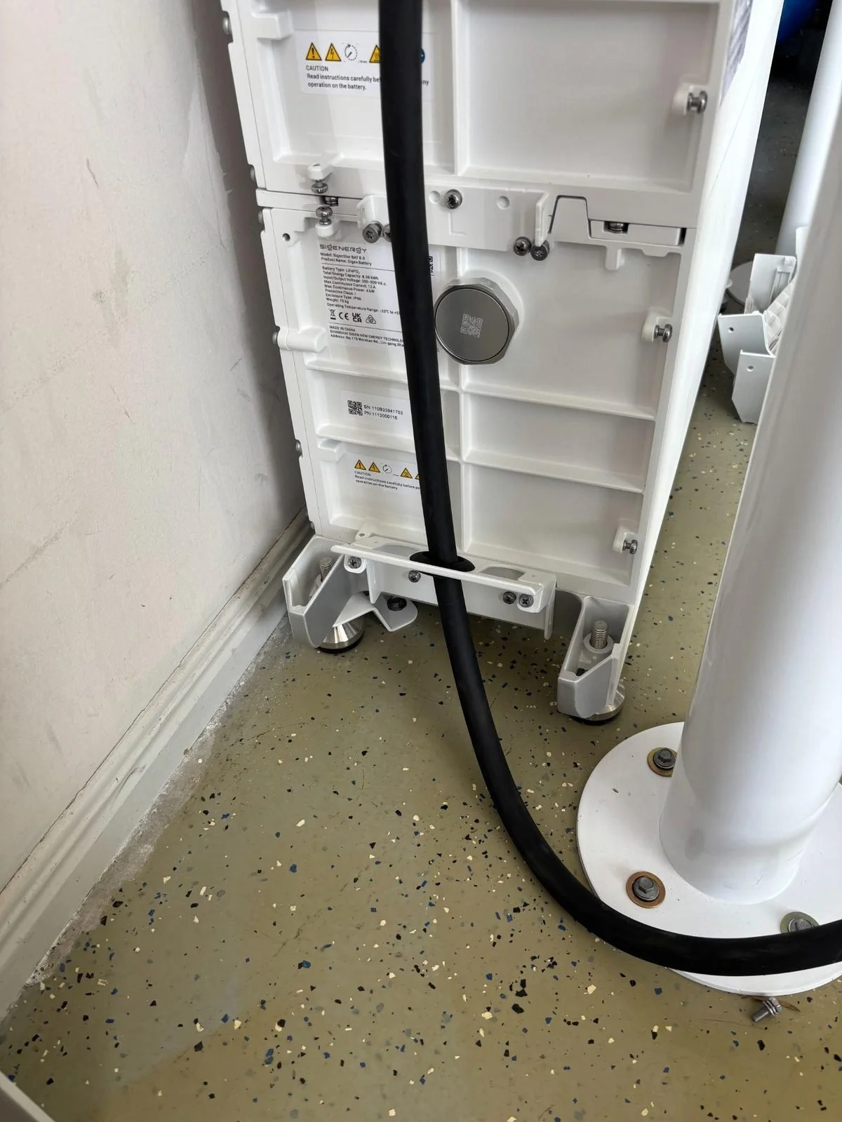 evolved-solar-loganholme-sigenstor-module-detail.jpg