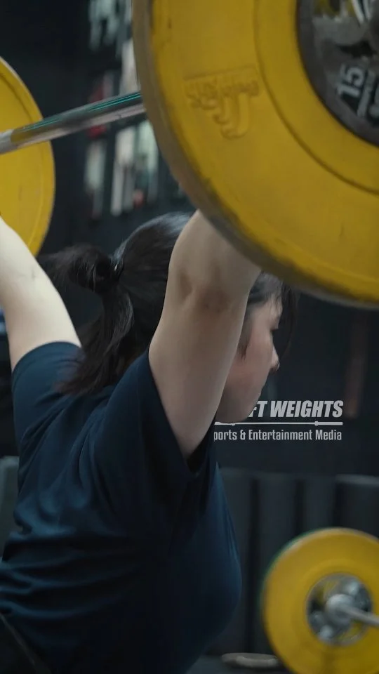 Chisuzu working up to 80kg! I believe this ties her competition best and it's her first time snatching 80kg in comp since 2022. She didn't cut down to w49kg on this day, but it's great to see her back in her peak shape.