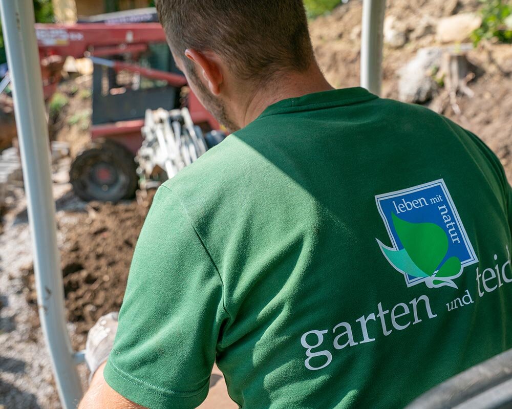 jobs-9-team-gartengestalter-gartenundteich-wels.jpg