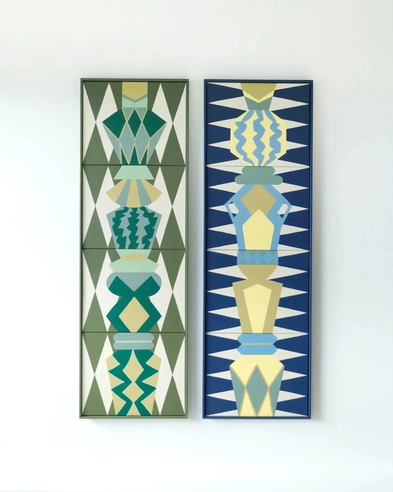 Totems Zelliges Caqui et Azul Escuro — vue de face — tableaux acrylique sur toile — Charlotte Lemaire Thimel