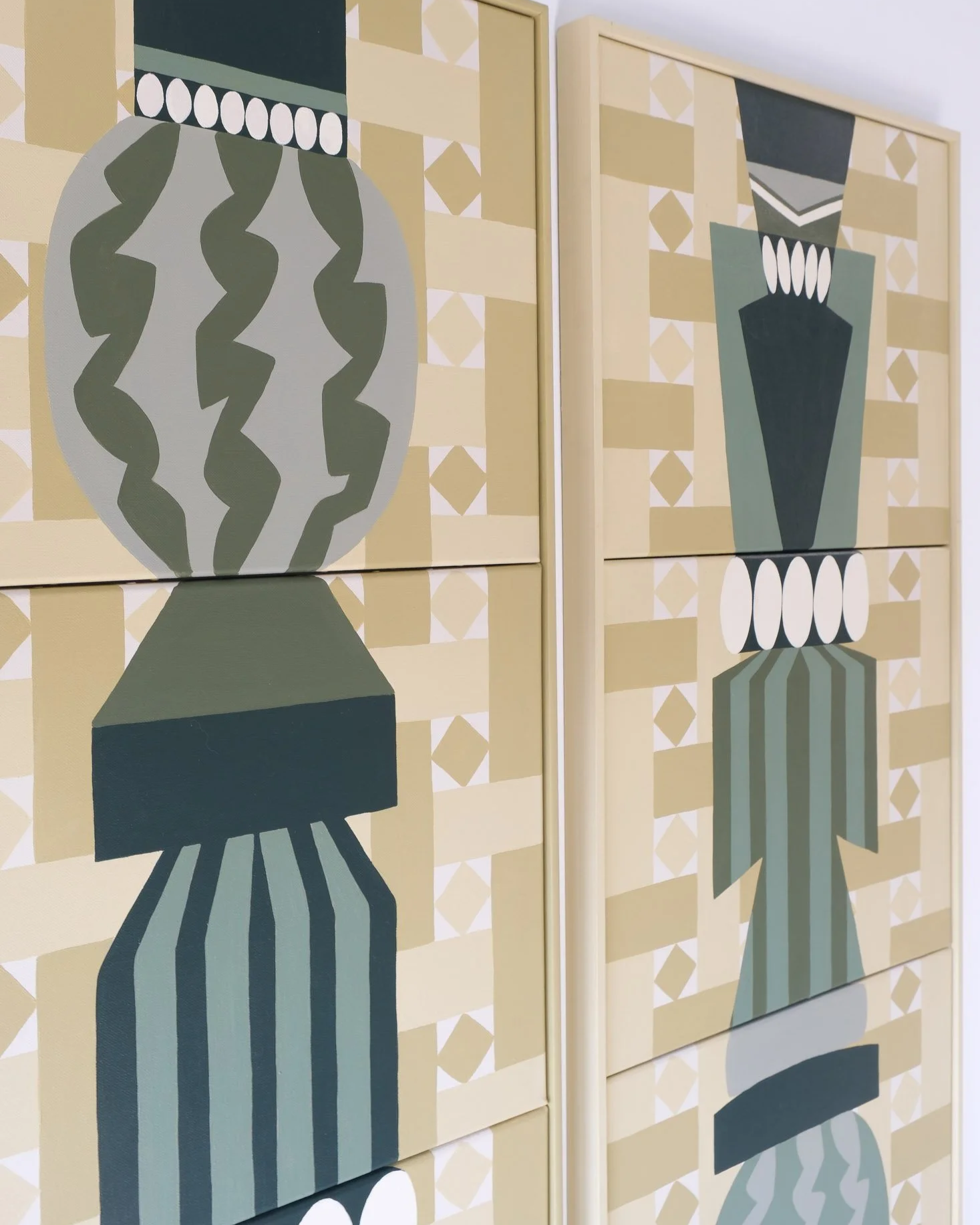 Diptyque Totems Zelliges Verde I et II — zoom détails — acrylique sur toile — Charlotte Lemaire Thimel