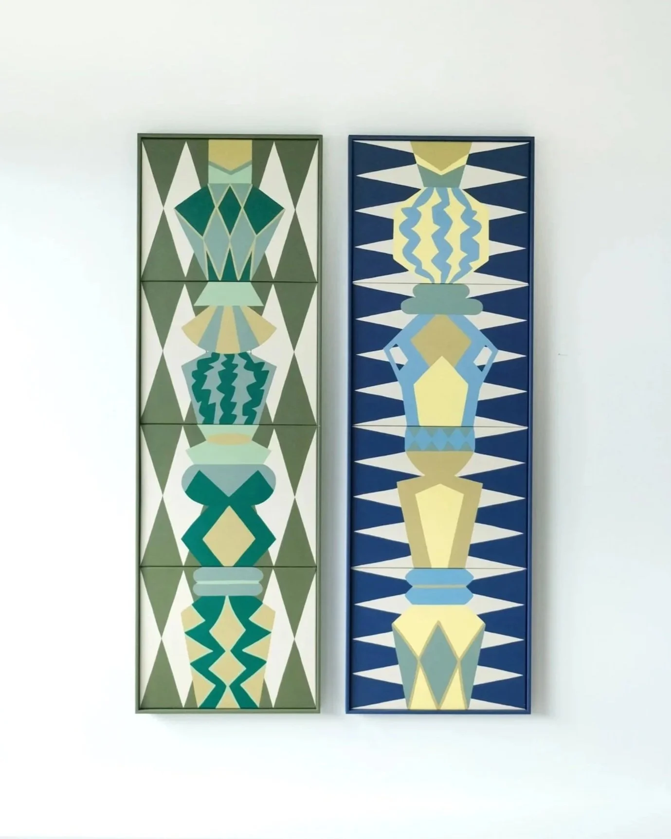 Totems Zelliges Caqui et Azul Escuro — vue de face — tableaux acrylique sur toile — Charlotte Lemaire Thimel