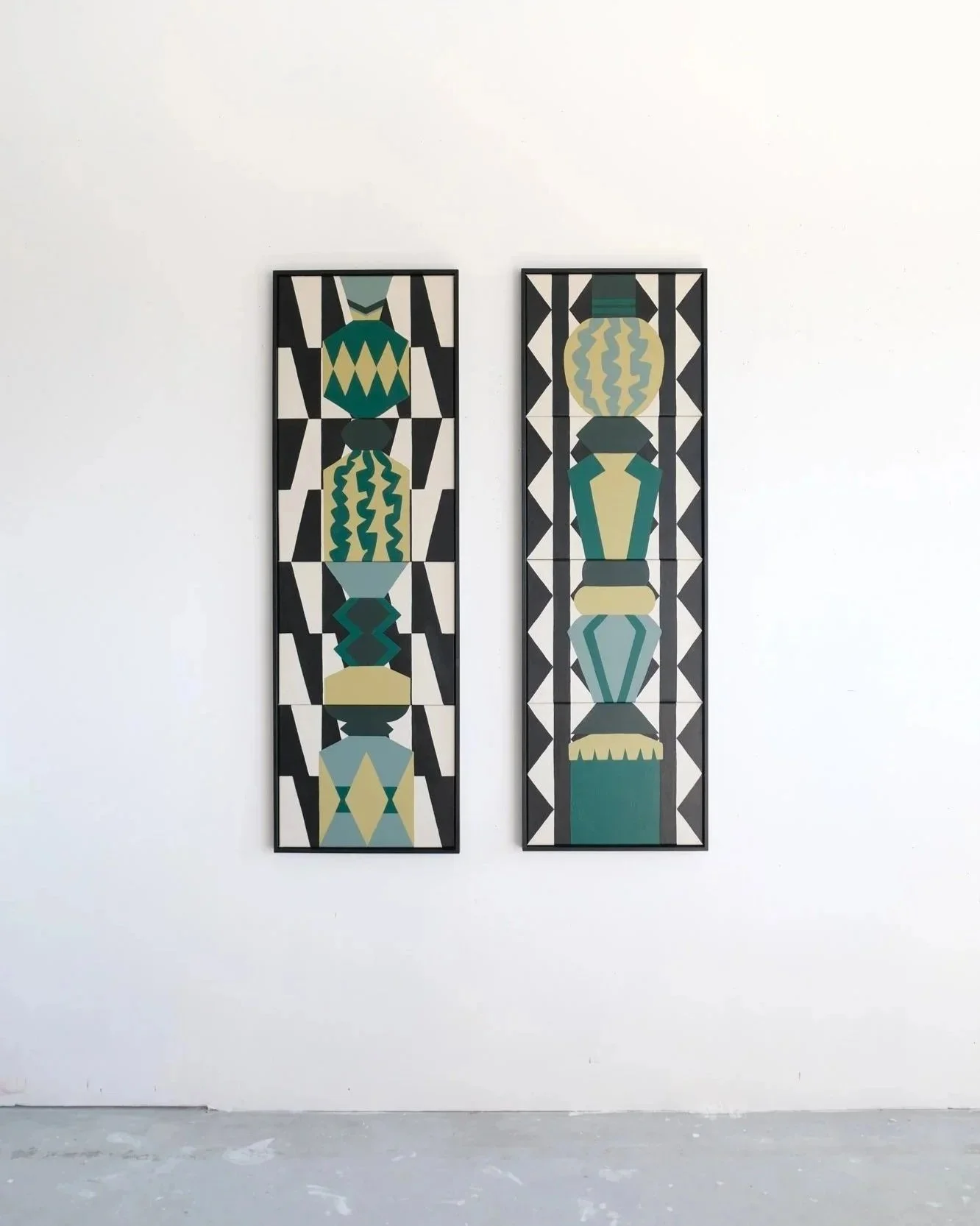 Diptyque Totems Zelliges Preto I et II — vue de face — acrylique sur toile — Charlotte Lemaire Thimel