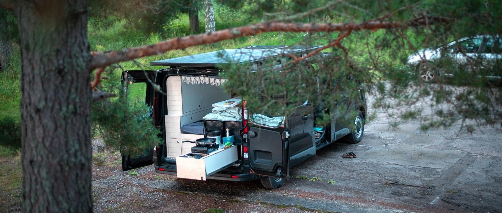 VANUE selbstklebende Wärmedämmplatte für Campervans, Wohnmobile
