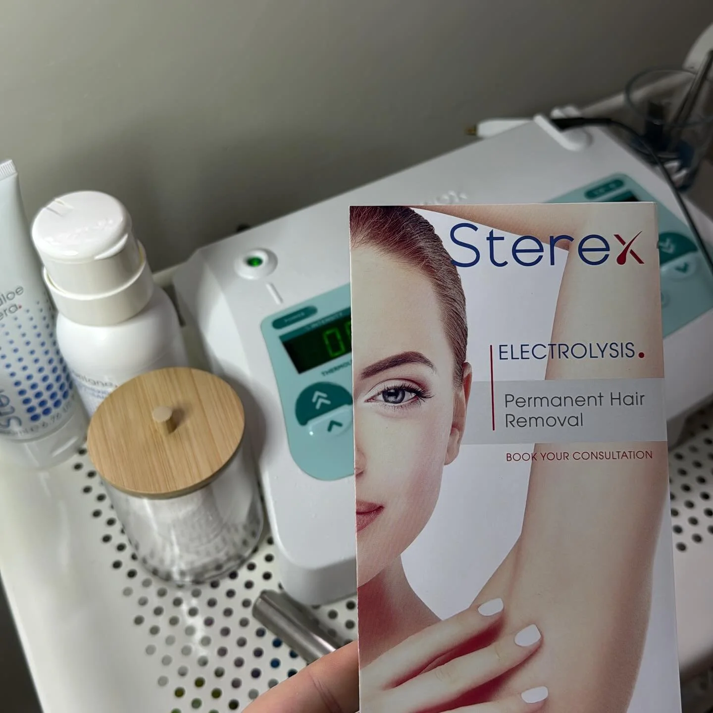 💫 NEW TREATMENT ALERT 💫

Say hello to Electrolysis Hair Removal &mdash; the only method of permanent hair removal ✨

If you&rsquo;ve tried waxing, shaving, threading or laser and still struggle with unwanted hair, electrolysis could be your new bes