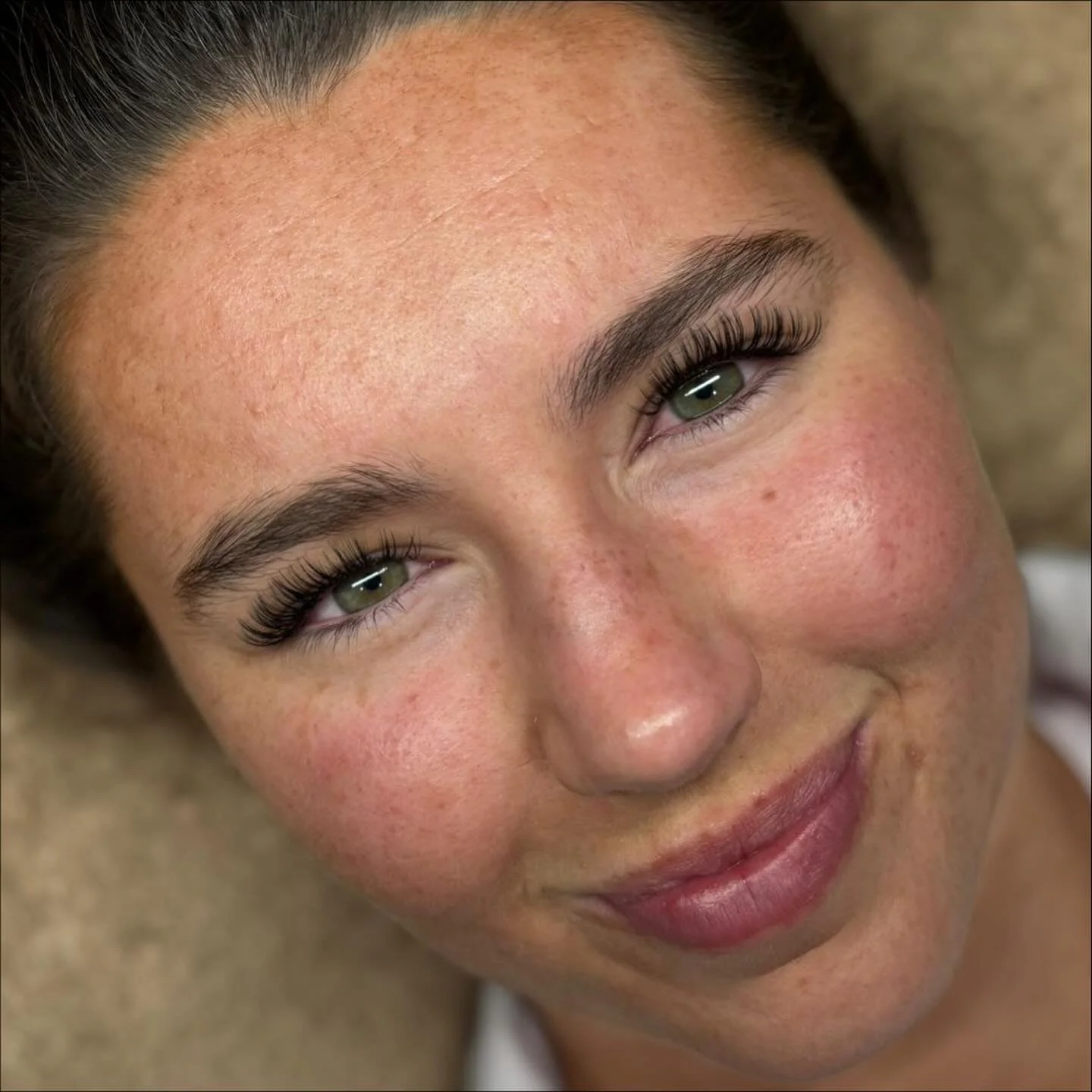 Pretty brown lashes 🪽🪽🪽
 
Megan still has space for another model set at a discounted rate! message or follow the link to book 💌
 
Swipe for the before 💞