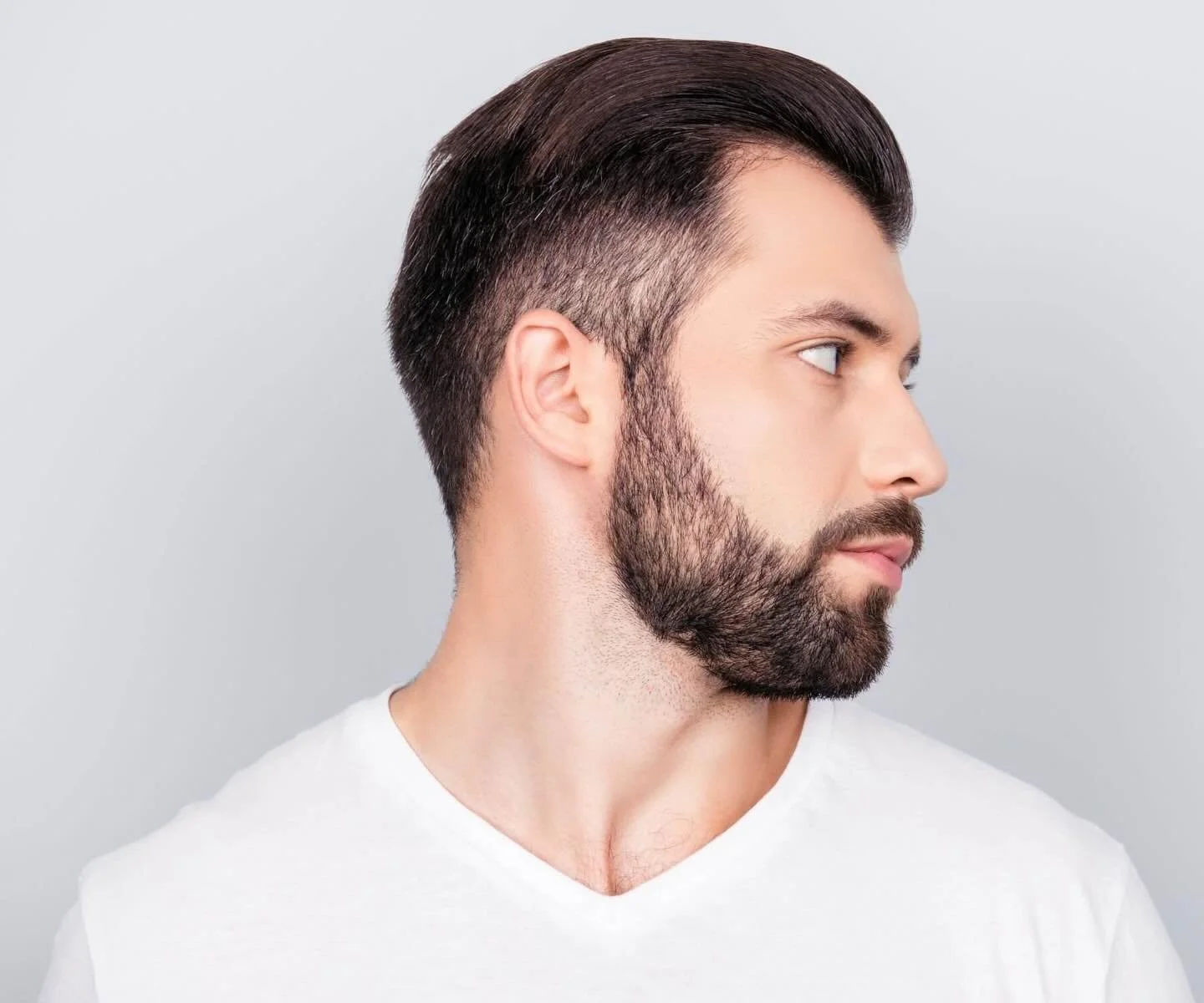 Permanent Beard Shaping with Electrolysis

Tired of constant maintenance, razor burn or stubborn hairs that never quite behave?
Electrolysis offers a permanent solution for precise beard shaping.

This treatment targets individual hairs at the root, 