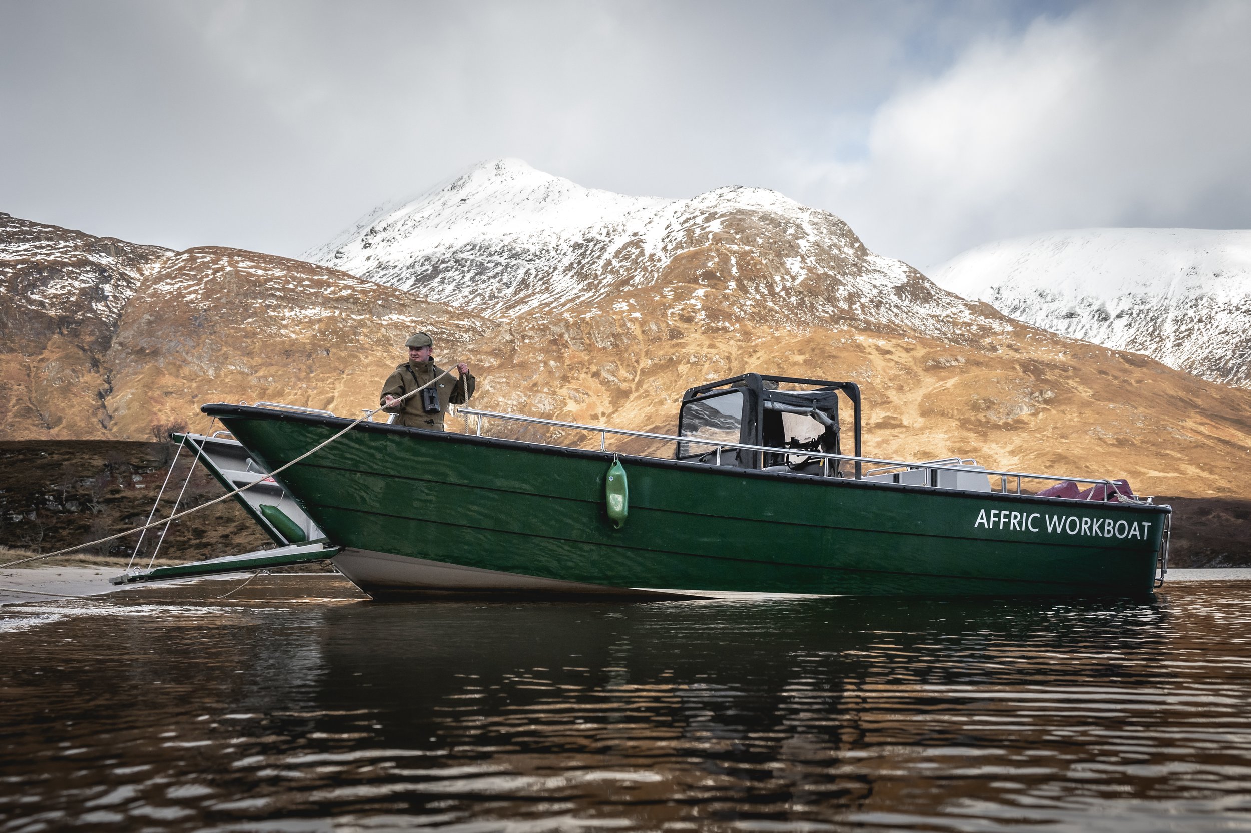 Glen-Affric-Scotland-Highlands-luxury-loch-boat-mark.jpg