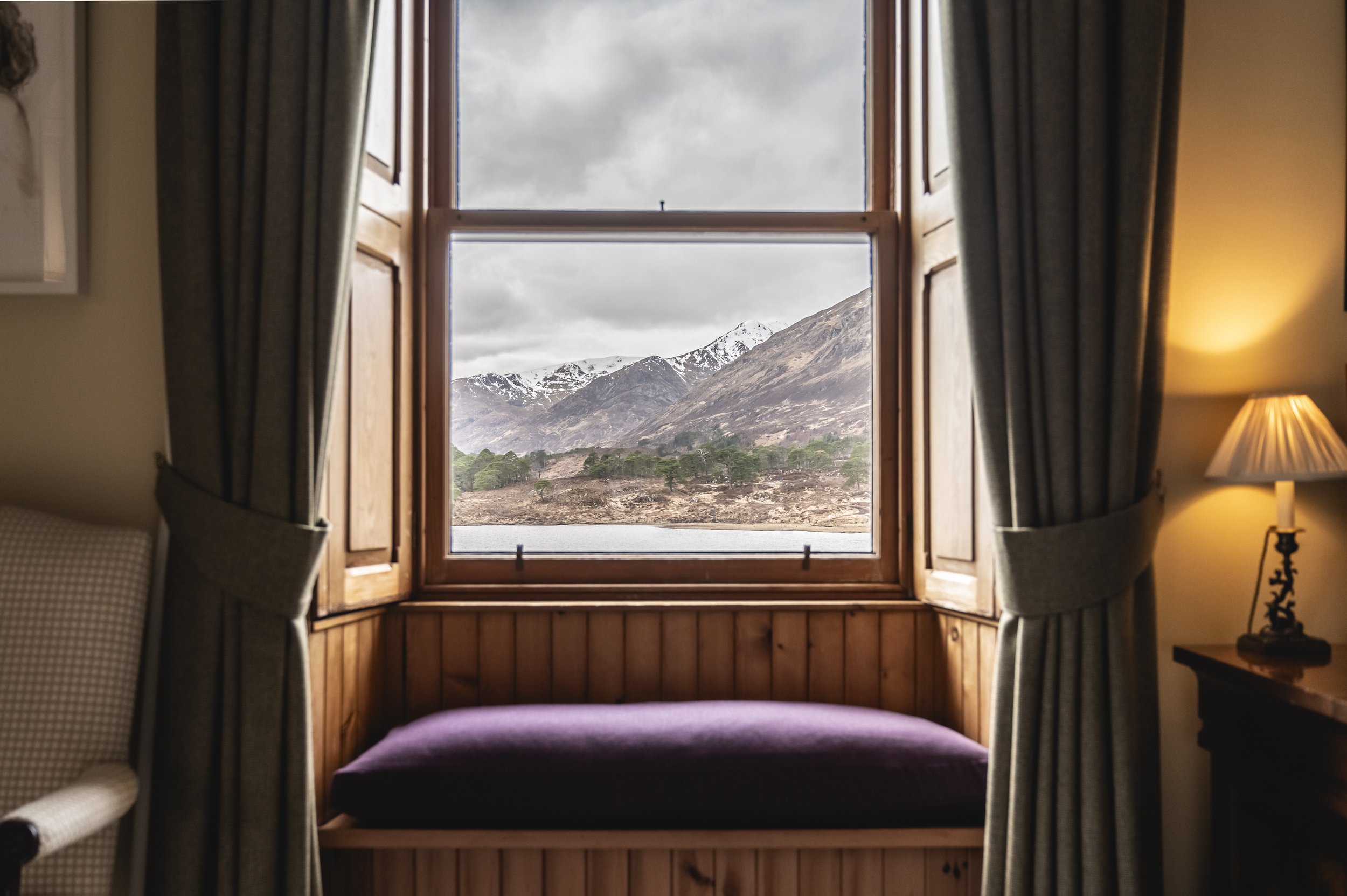 Glen-Affric-Scotland-Highlands-Luxury-Bedroom-Heather-View.jpg