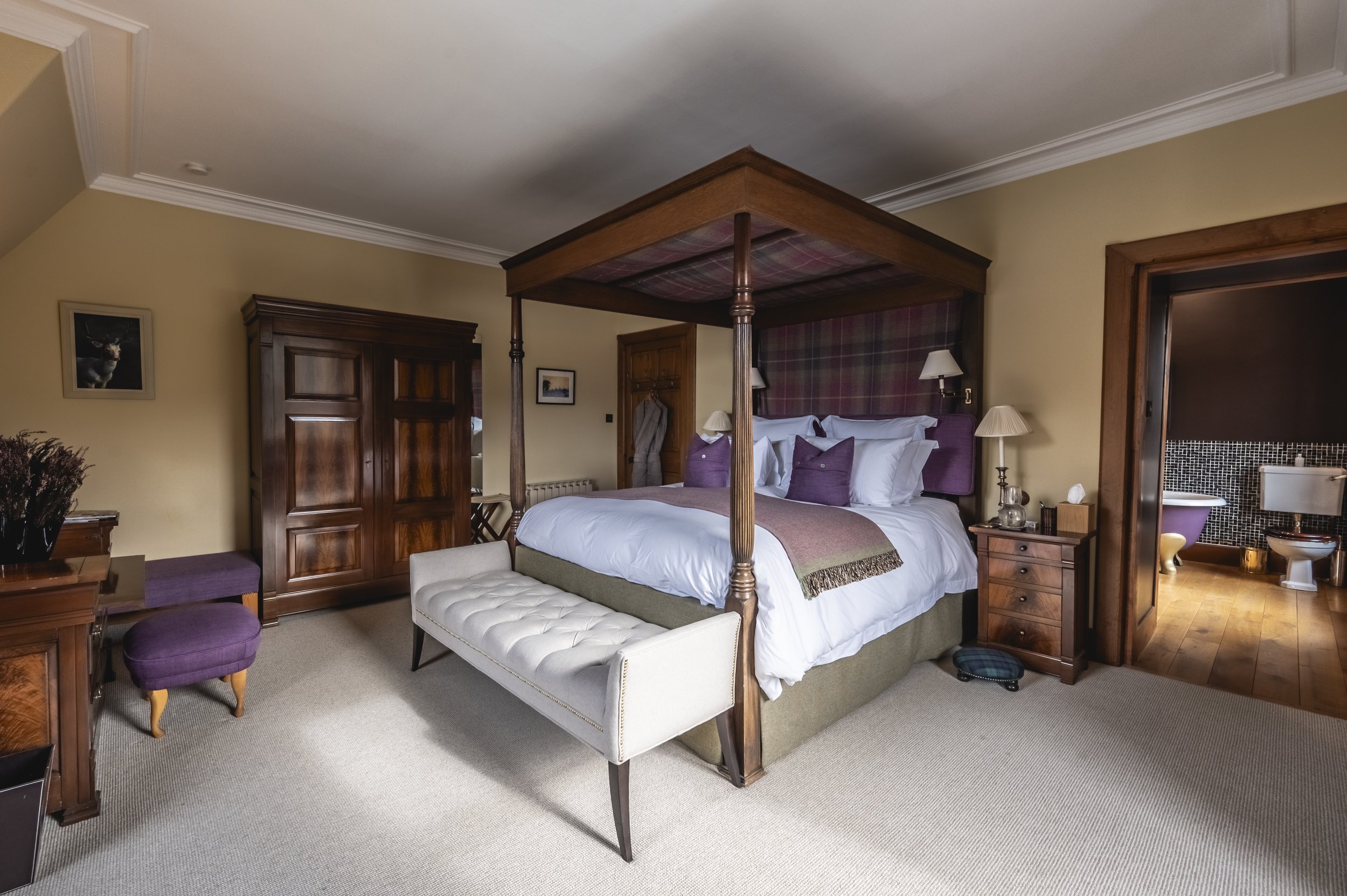 Glen-Affric-Scotland-Highlands-Luxury-Bedroom-Heather-Bed.jpg