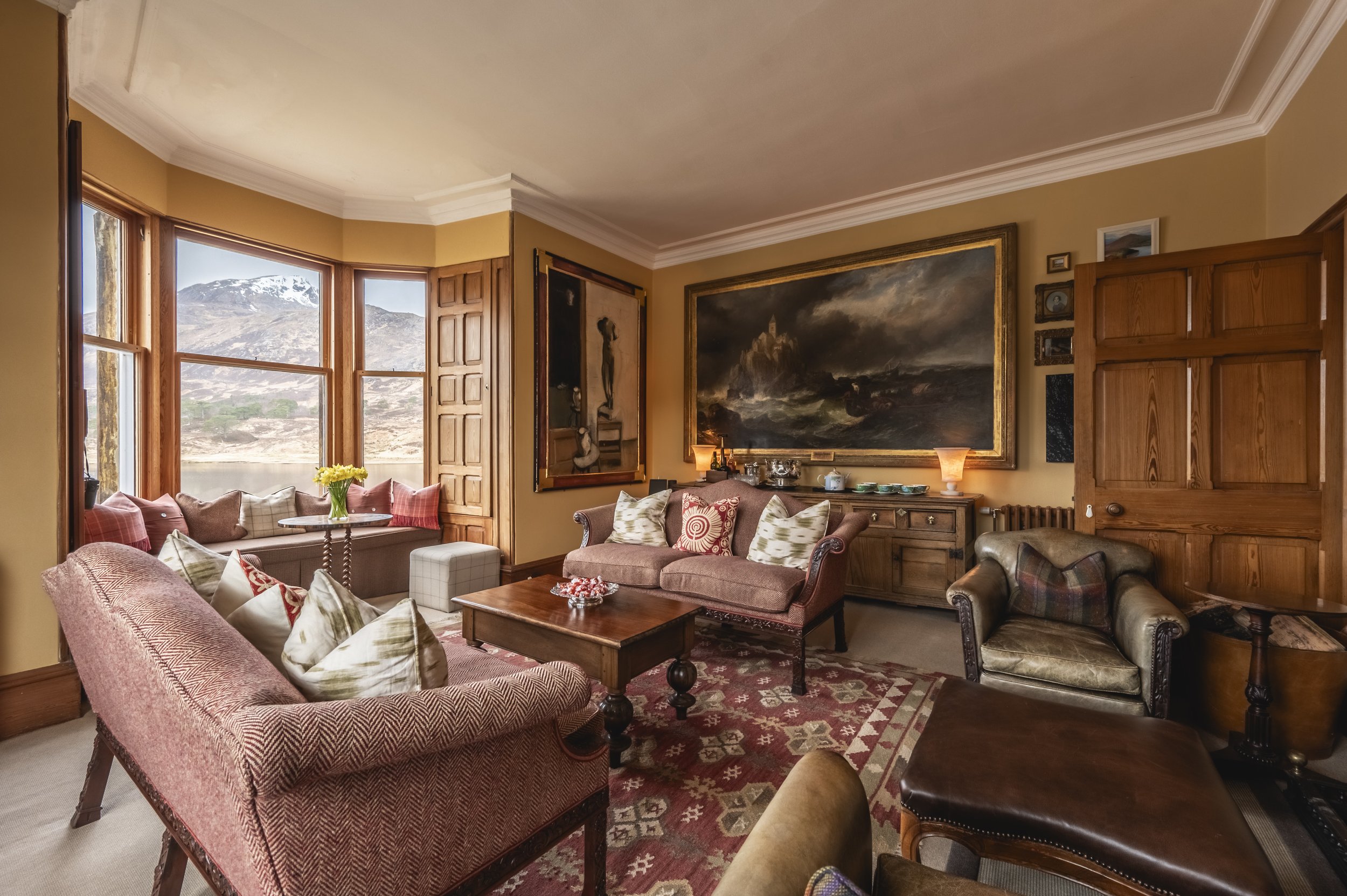 Glen-Affric-Scotland-Highlands-Luxury-Living-Views-Interior.jpg