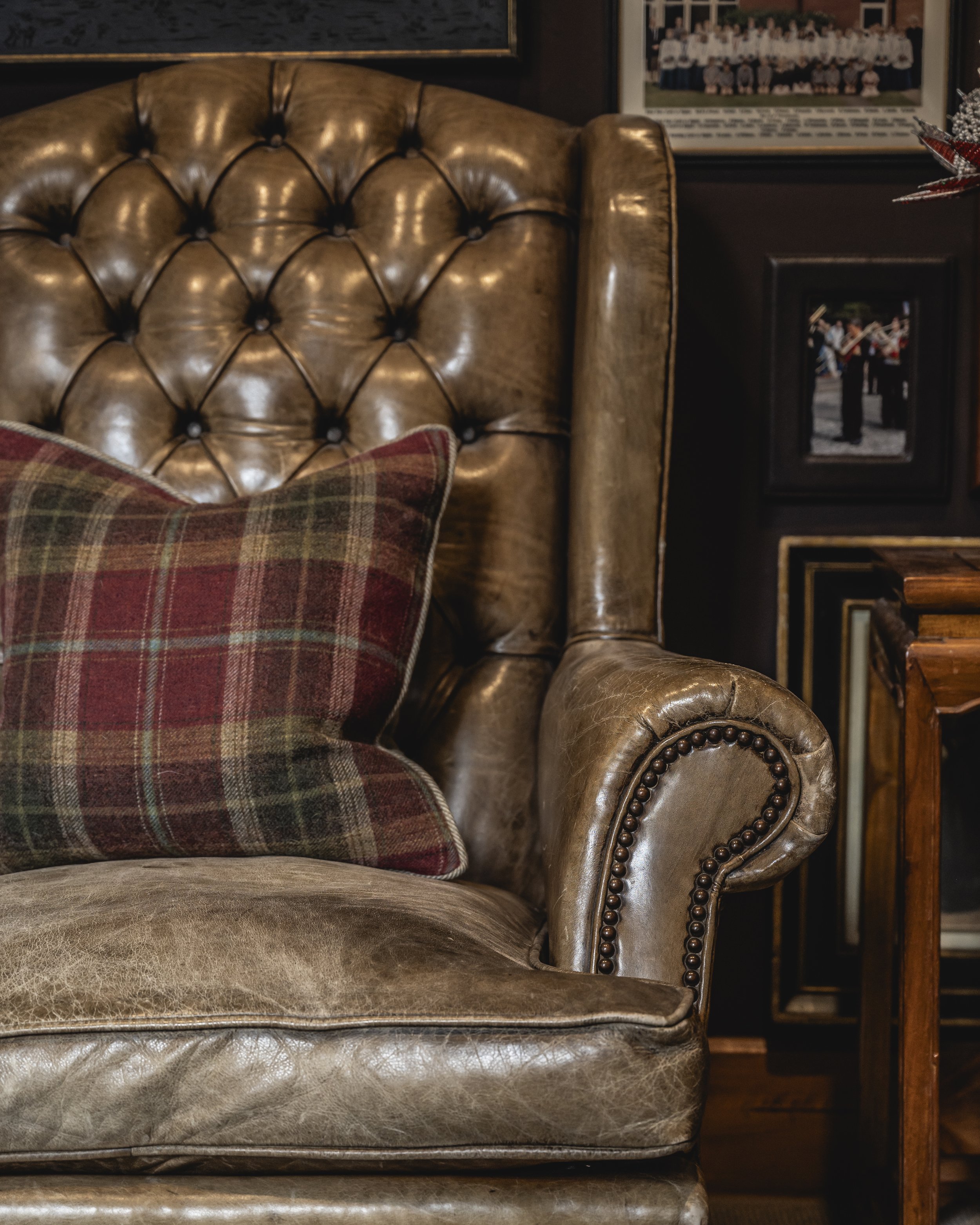 Glen-Affric-Scotland-Highlands-luxury-Bar-Chair.jpg