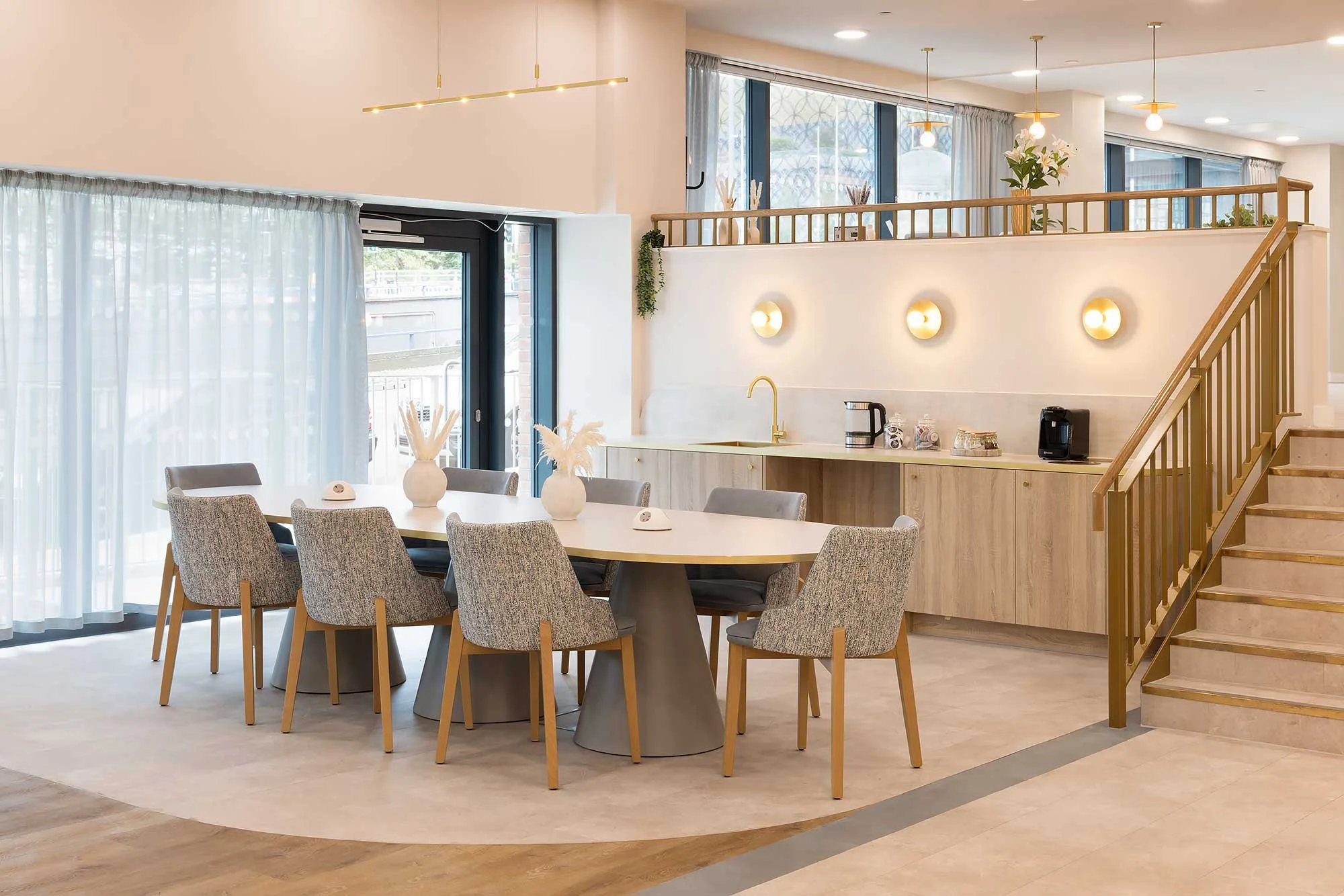 Paradise View, Birmingham - student amenity - kitchen and dining interior design by 74 Interiors and Architecture
