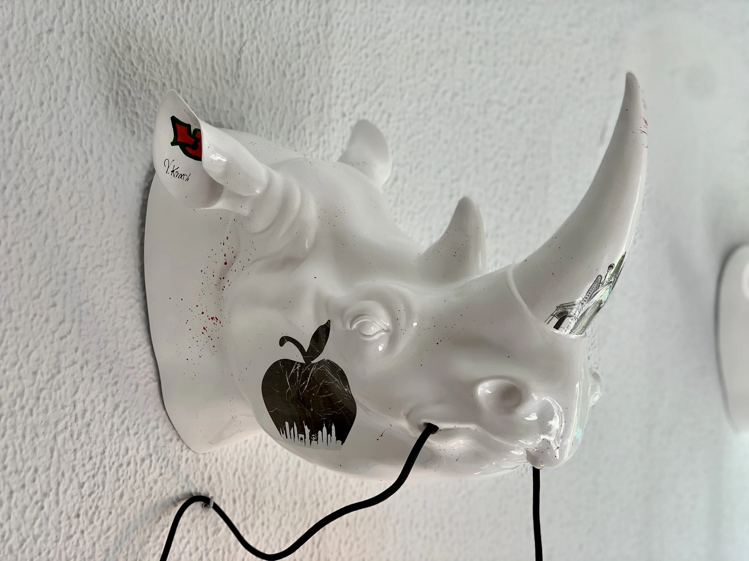 rhino wall lamp lsb (Copy)