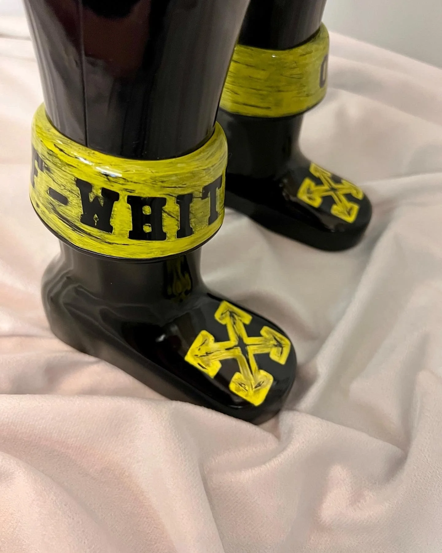 Off White 17.jpg