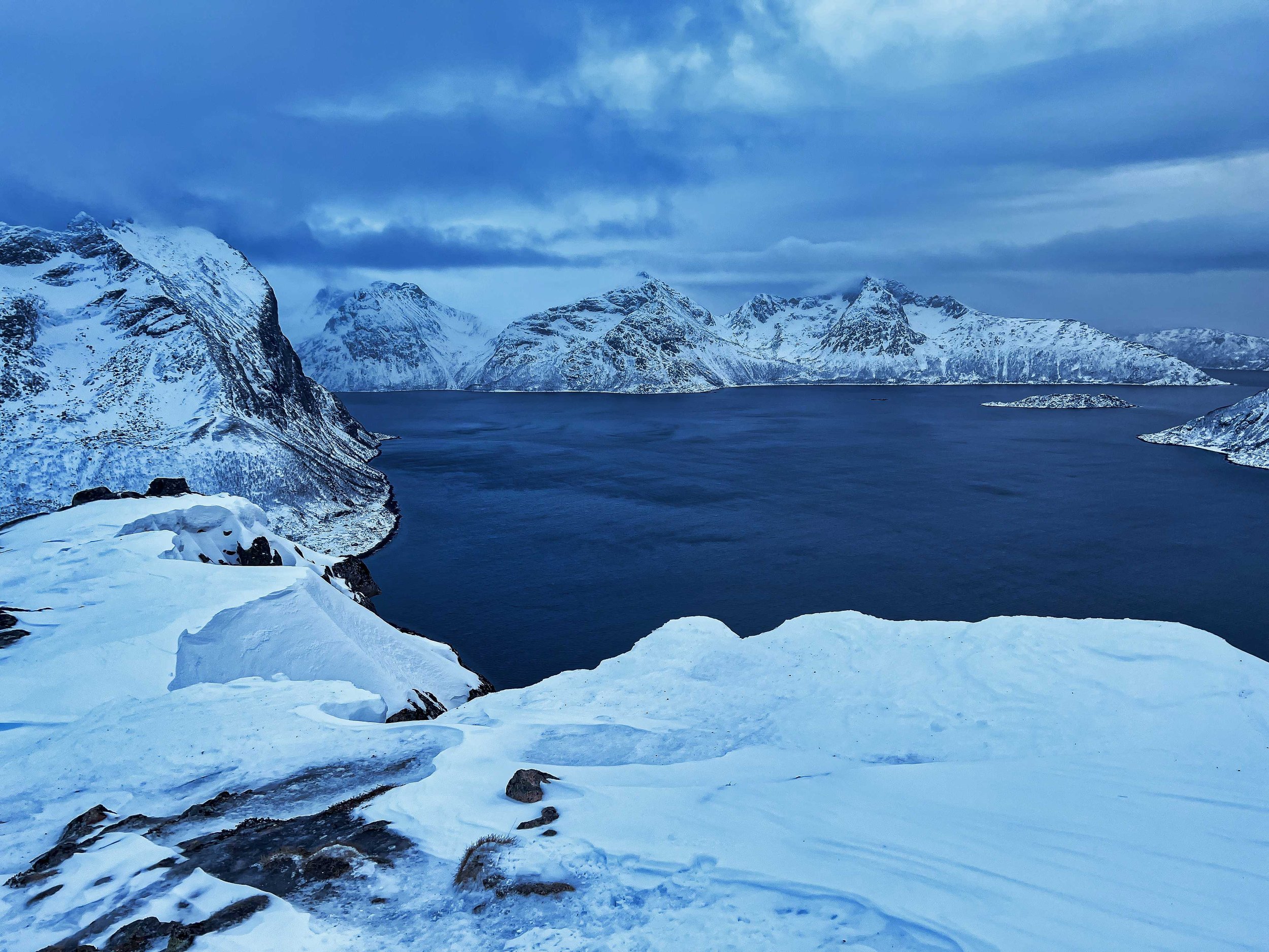 Norvège-kvaloya-fjord.jpeg