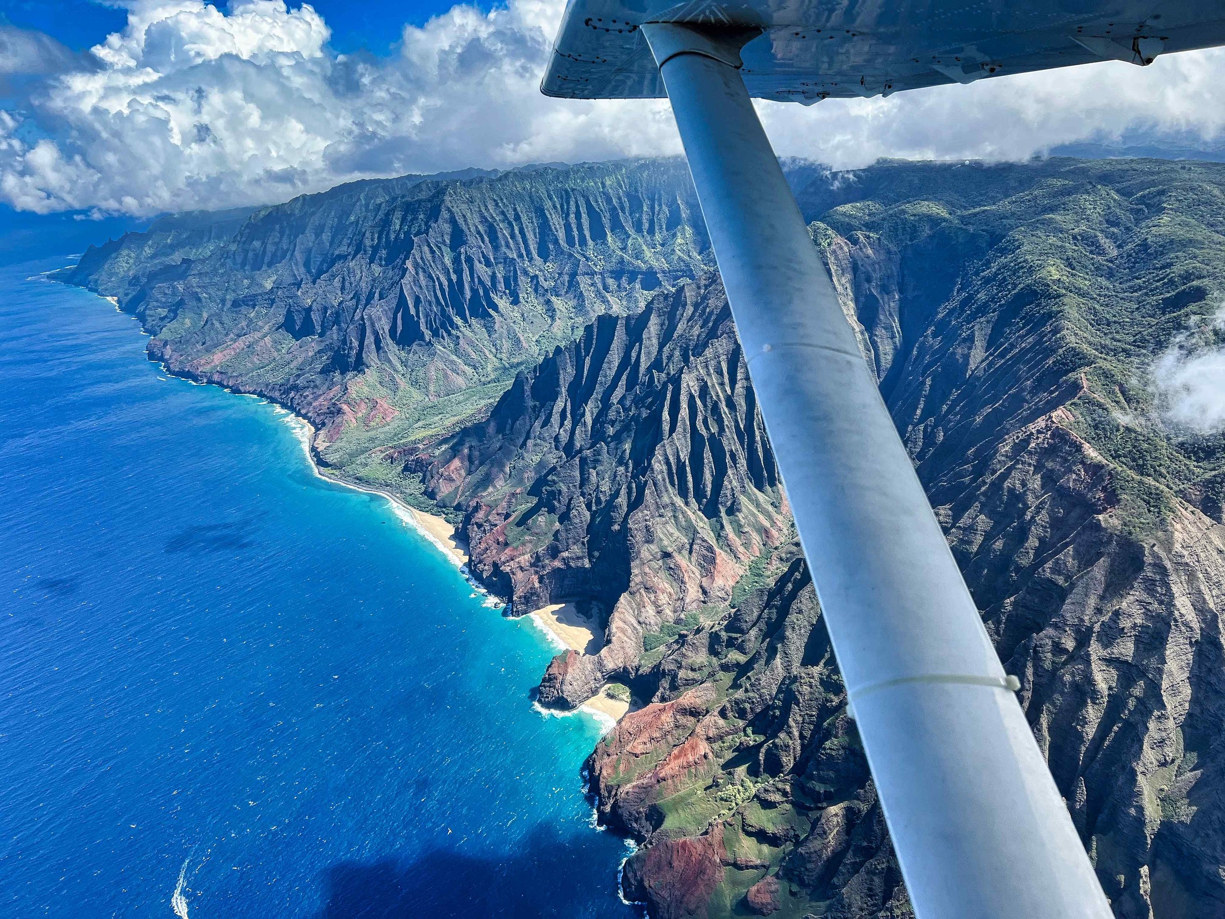 Hawaii-Nā Pali coast-vue-du-ciel.jpeg