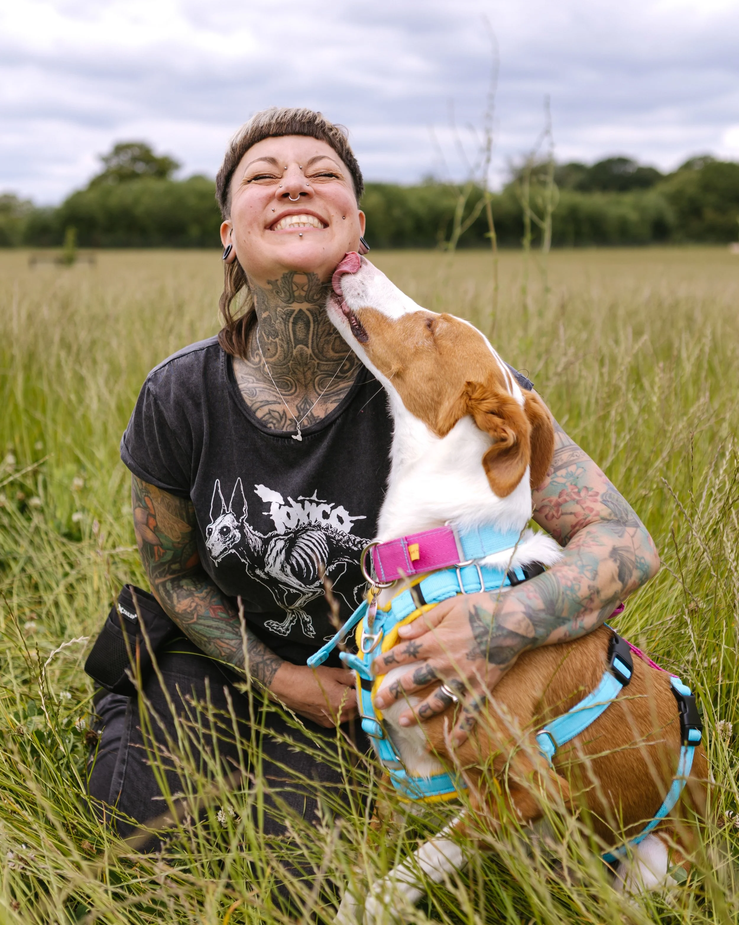 MEET JACKIE

Next up in our Meet the Team series is Jackie, our incredible trainer 🤩

Jackie originally came to HFP as an adopter after knowing Clare for years and deciding that a Podenco was the breed for her. Eddie arrived, the obsession began, an