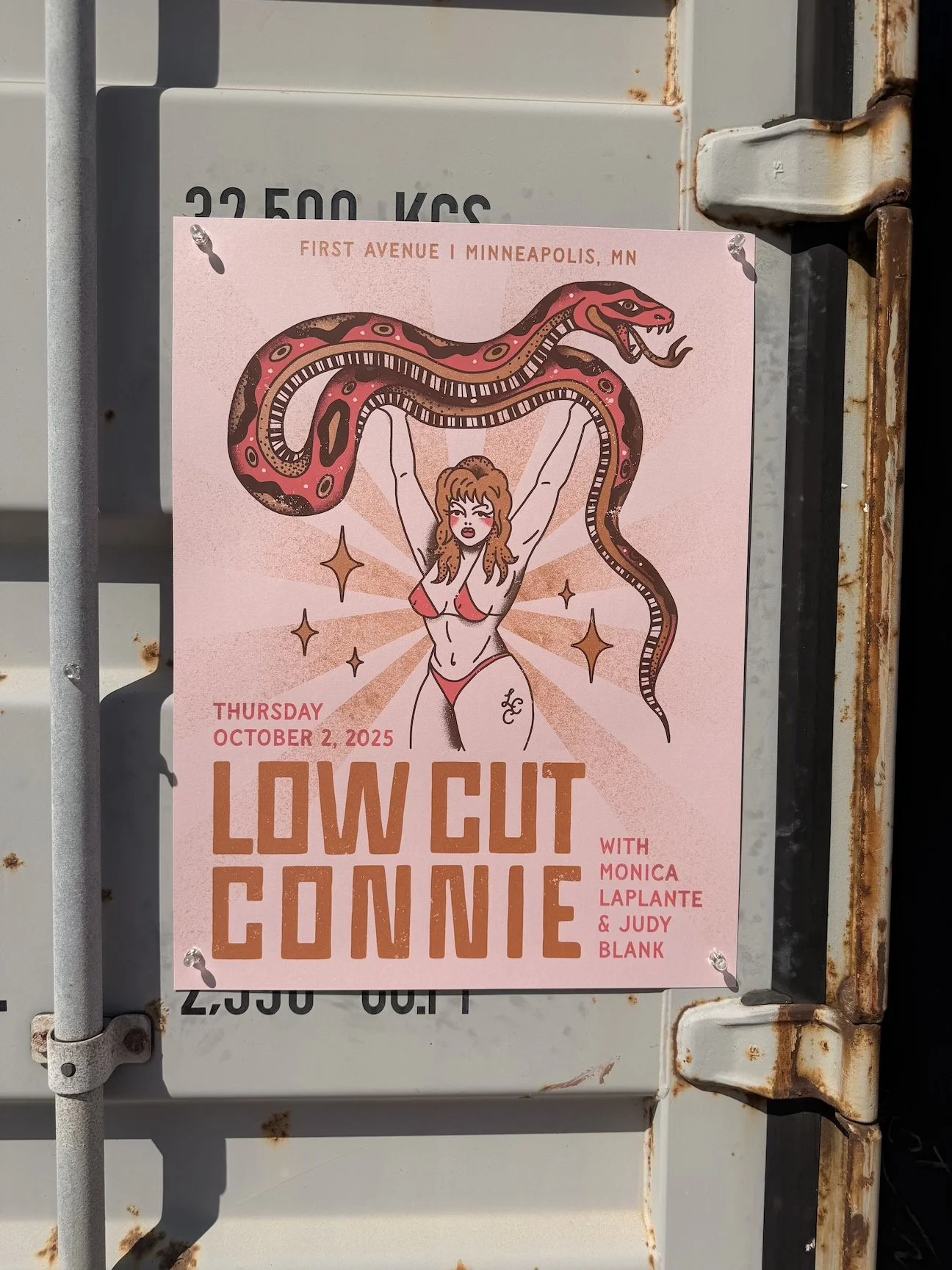 Low Cut Connie