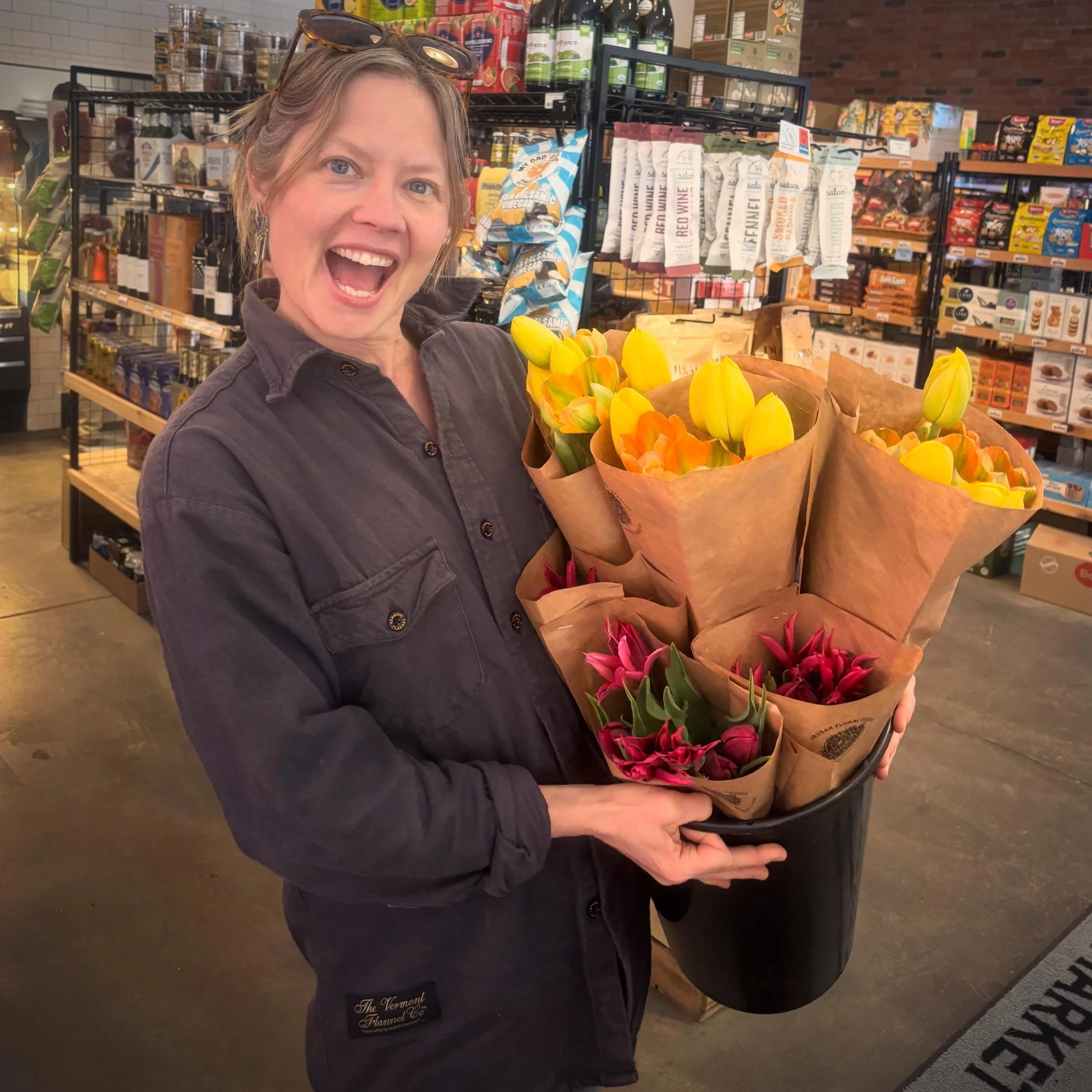 And SPEAKING of flowers, here&rsquo;s some you can take home! Beauteous blossoms from @prusak_floral_design daffodils for days! Stunning and long-lasting. Whether it&rsquo;s flowers, donuts, meats, or anything else to bring delight to the day, we got