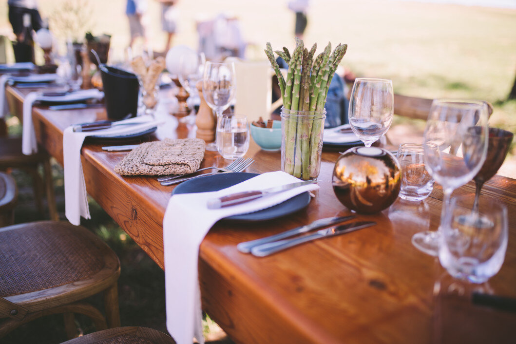 restaurant-dinner-festive-lunch-cutlery-table-wine-glass-wedding-no-people-event-wedding-reception_t20_kneo1p (1).jpg