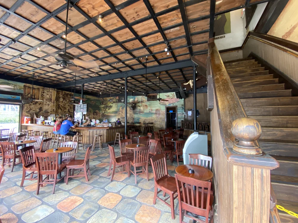 Bar photo 2