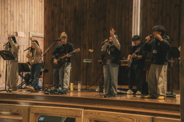 183-DSC01977 Medium.jpeg