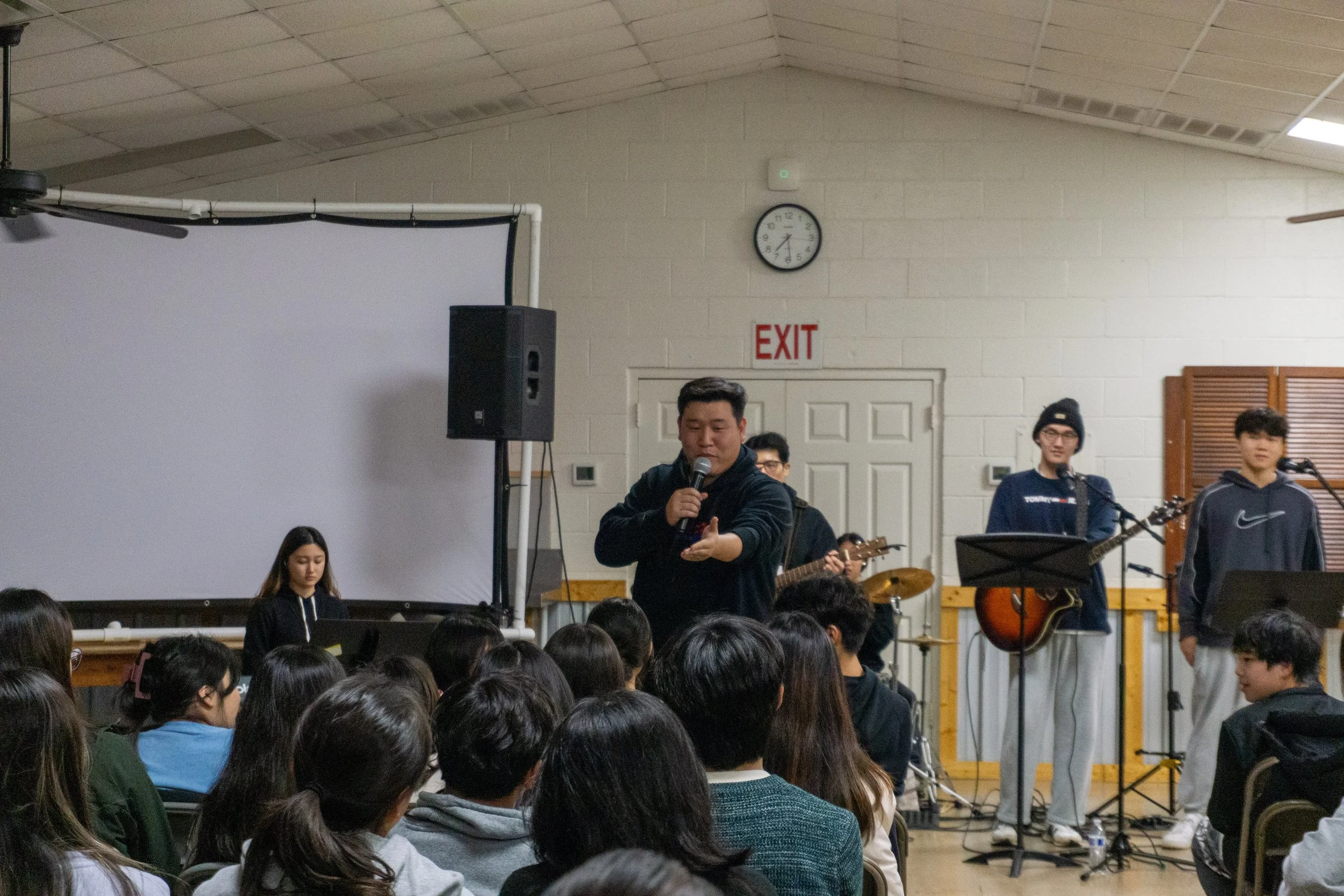 youth winter retreat-077.jpg