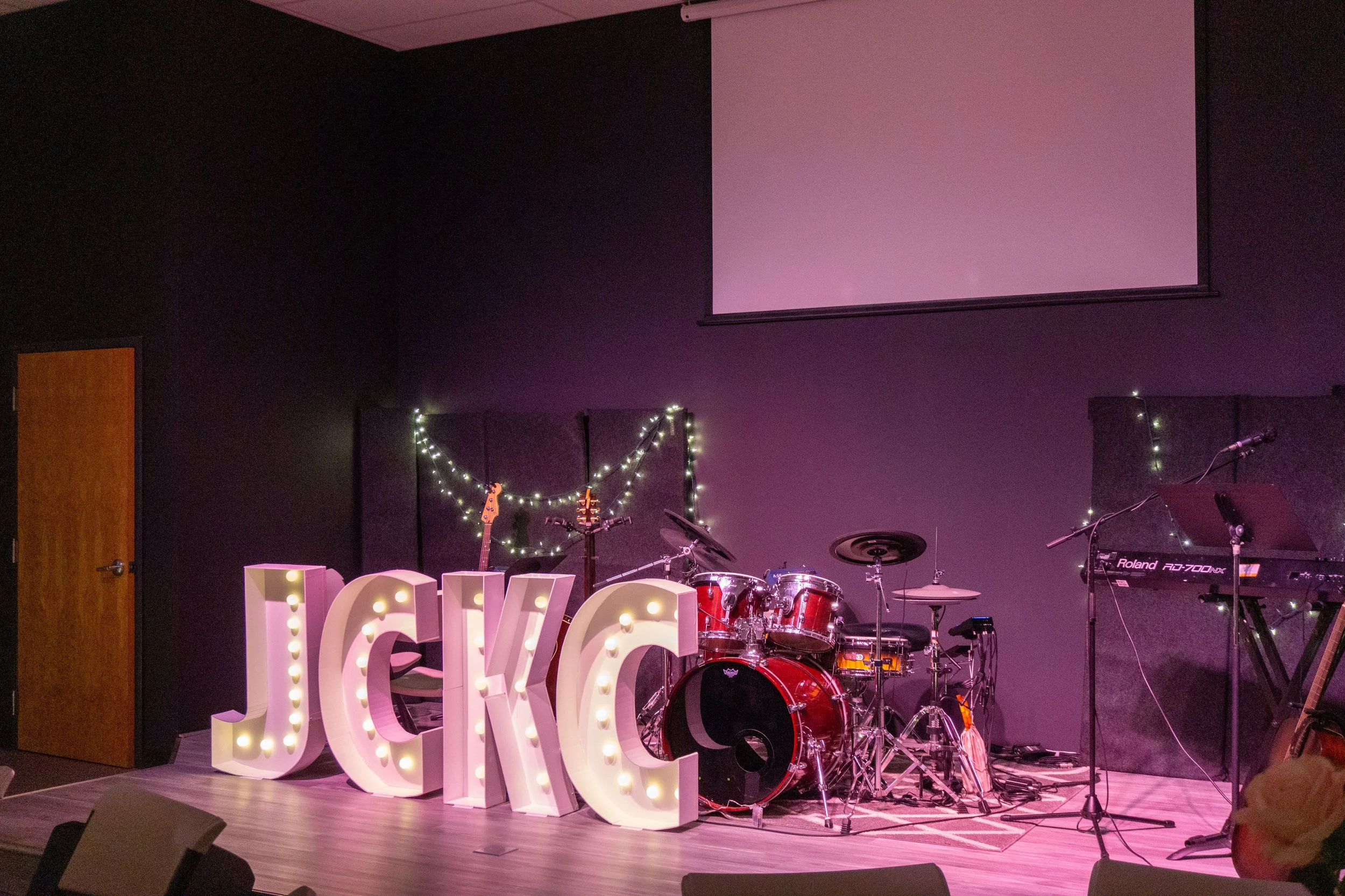 youth valentine's 24'-001.jpg