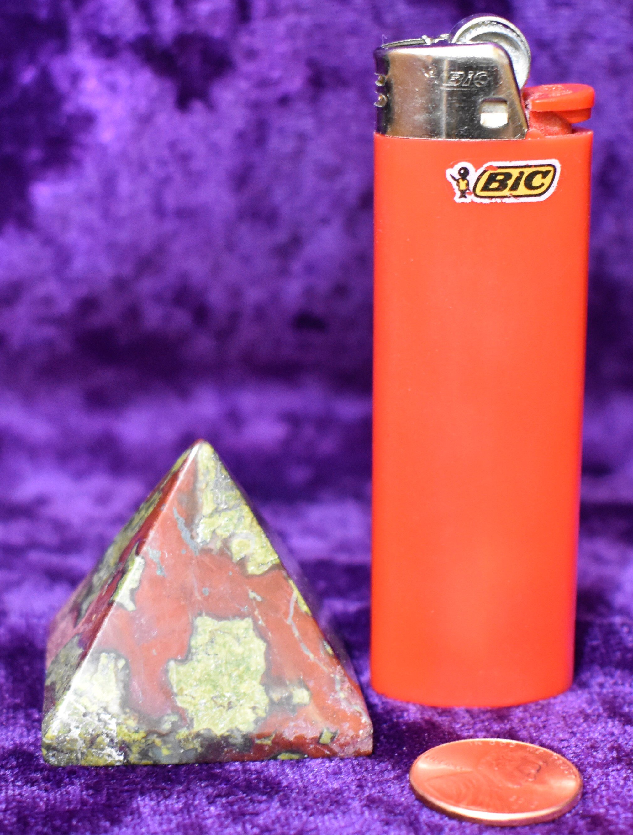 dragons_blood_jasper_pyramid_1.5.JPG