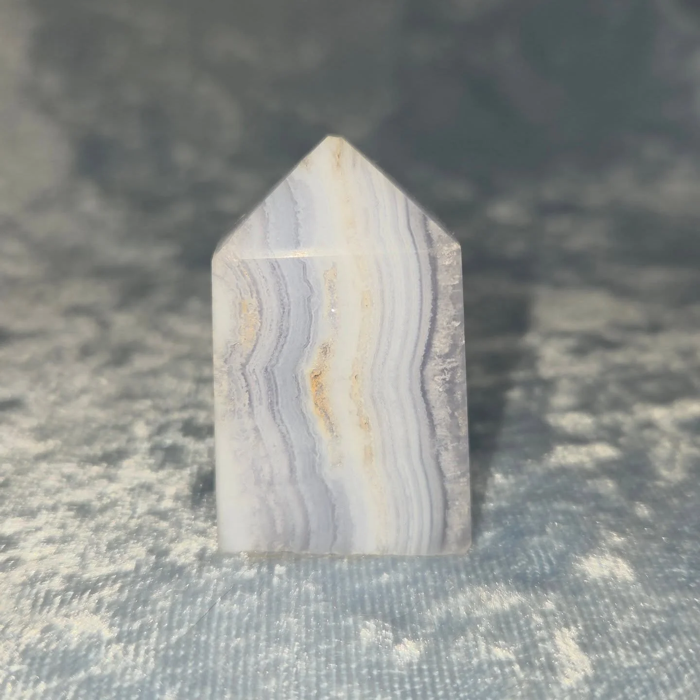 ☁️𝐁𝐋𝐔𝐄 𝐋𝐀𝐂𝐄 𝐀𝐆𝐀𝐓𝐄 𝐓𝐎𝐖𝐄𝐑☁️--$3️⃣0️⃣

𝗕𝗹𝘂𝗲 𝗟𝗮𝗰𝗲 𝗔𝗴𝗮𝘁𝗲 assists one in reaching higher spiritual planes. It enhances ones abilities to communicate as your most authentic higher self. 🗣 Attuned to the Throat Chakra, it prov