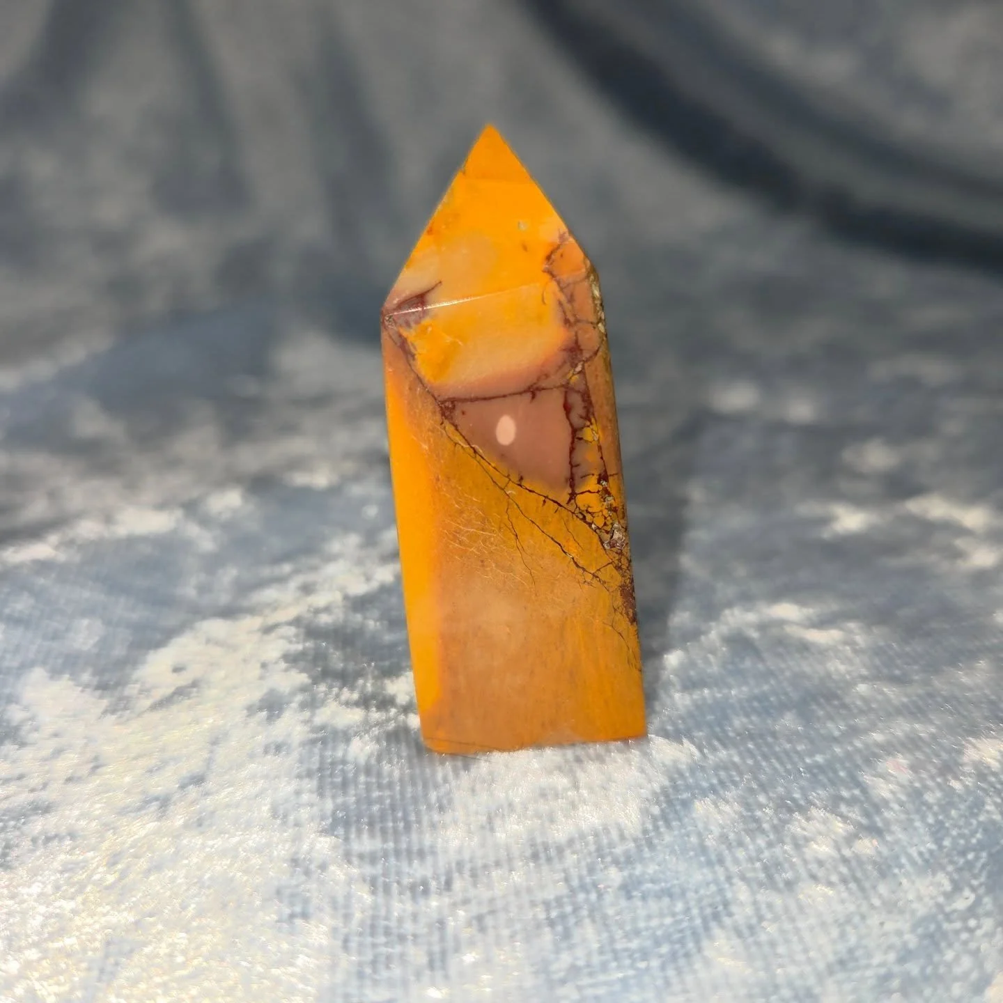 ❤💛𝐌𝐎𝐎𝐊𝐀𝐈𝐓𝐄 𝐓𝐎𝐖𝐄𝐑💛❤--$1️⃣5️⃣

𝗠𝗼𝗼𝗸𝗮𝗶𝘁𝗲 𝗝𝗮𝘀𝗽𝗲𝗿 helps us to maintain an ageless mind and spirit. 👍 It can also assist us in identifying and releasing unhealthy emotional and behavioral patterns from our past. ❤

Please mess